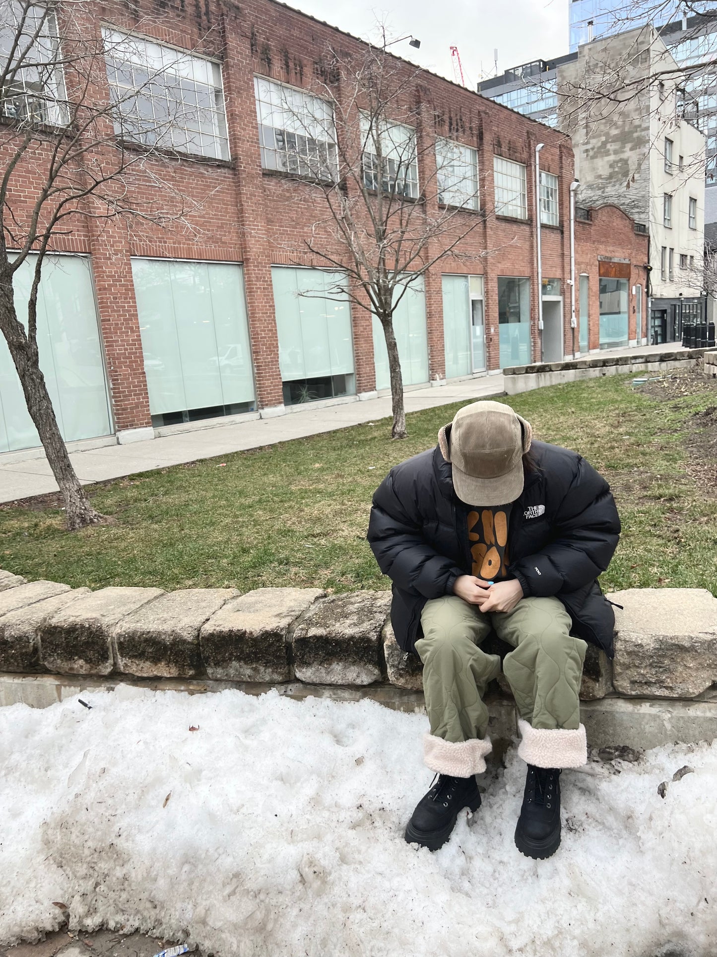 MAIN Corduroy trapper hat