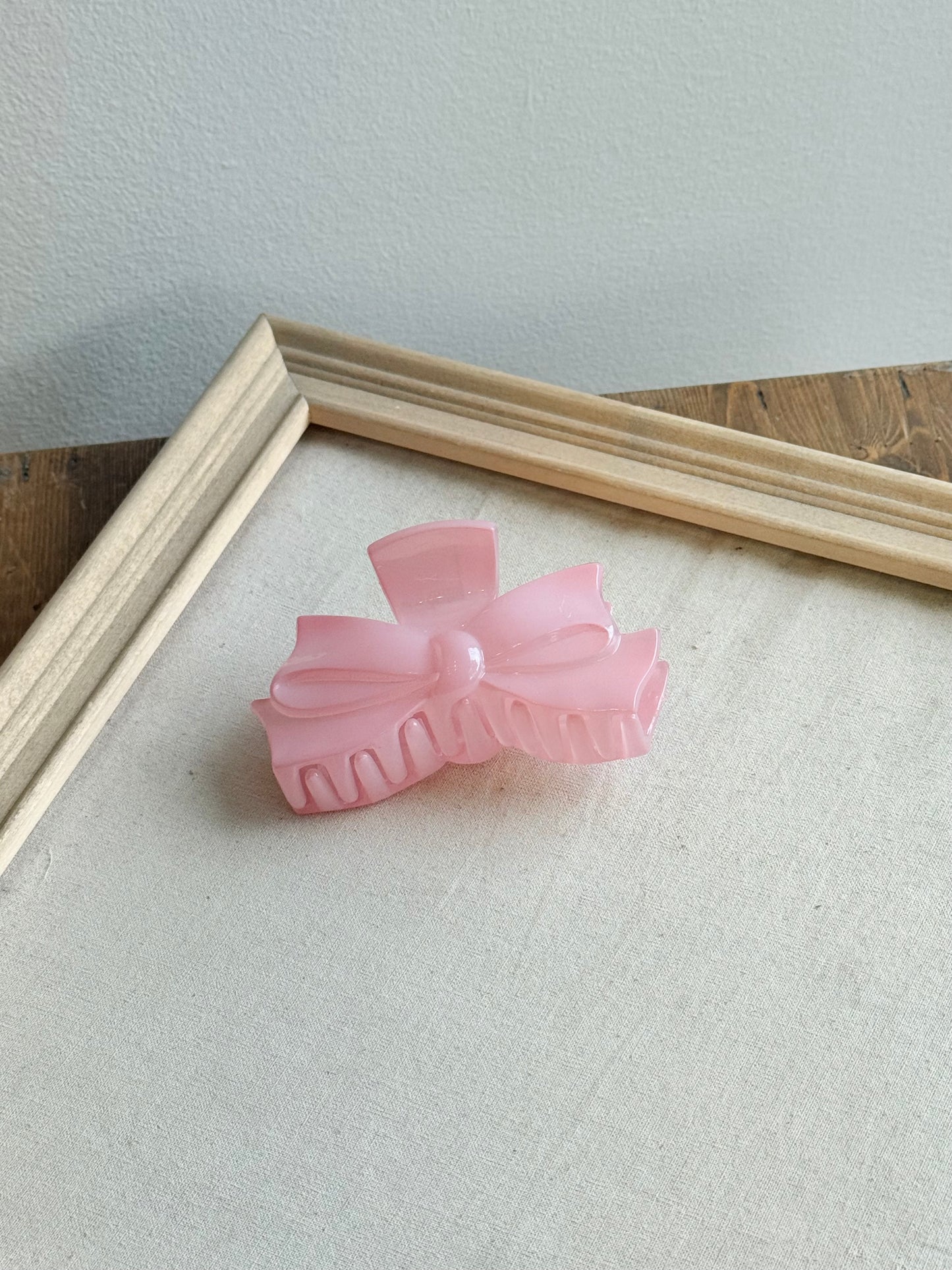FRILL Bow clip
