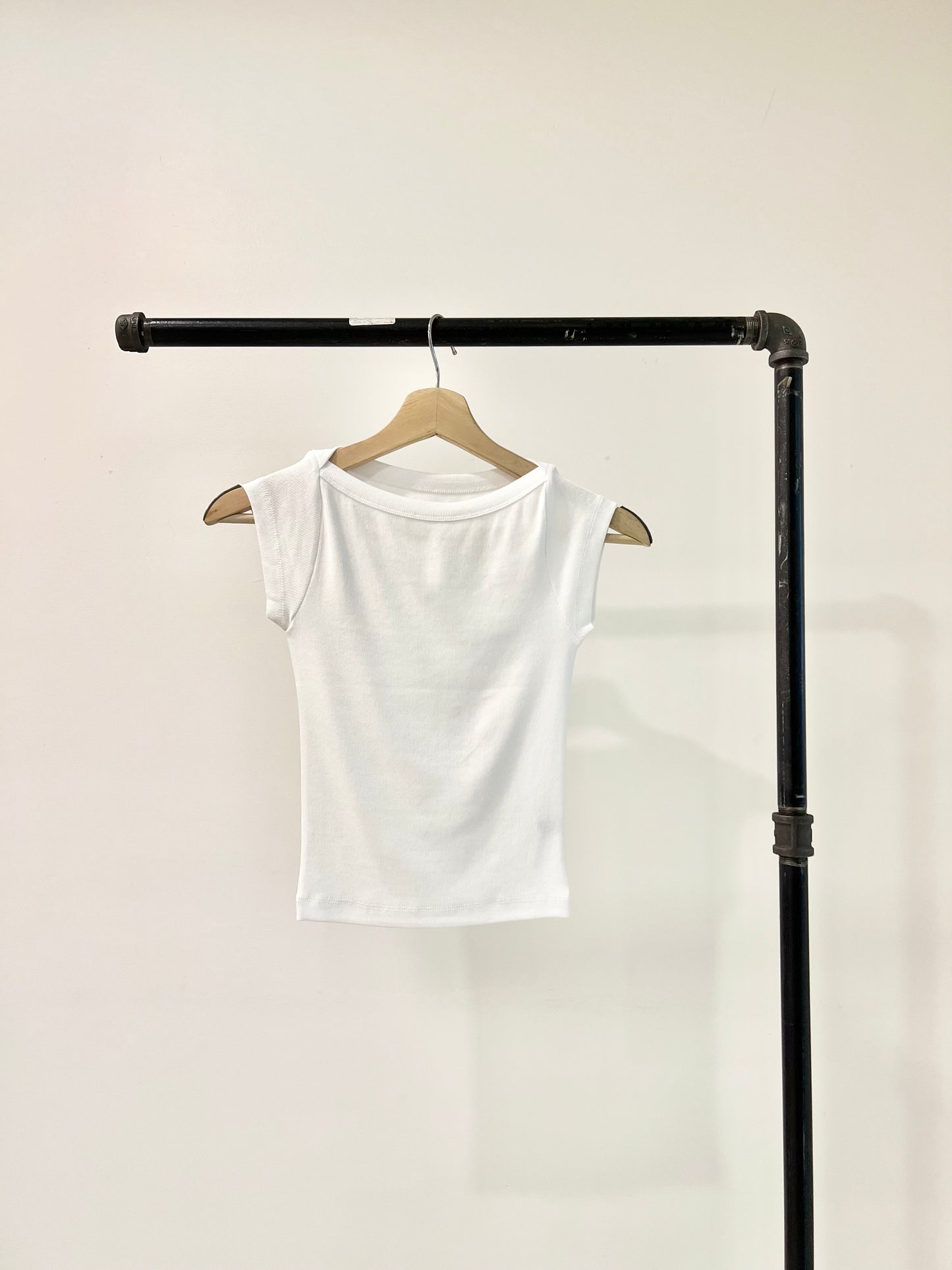 CODA Boat-neckline tee