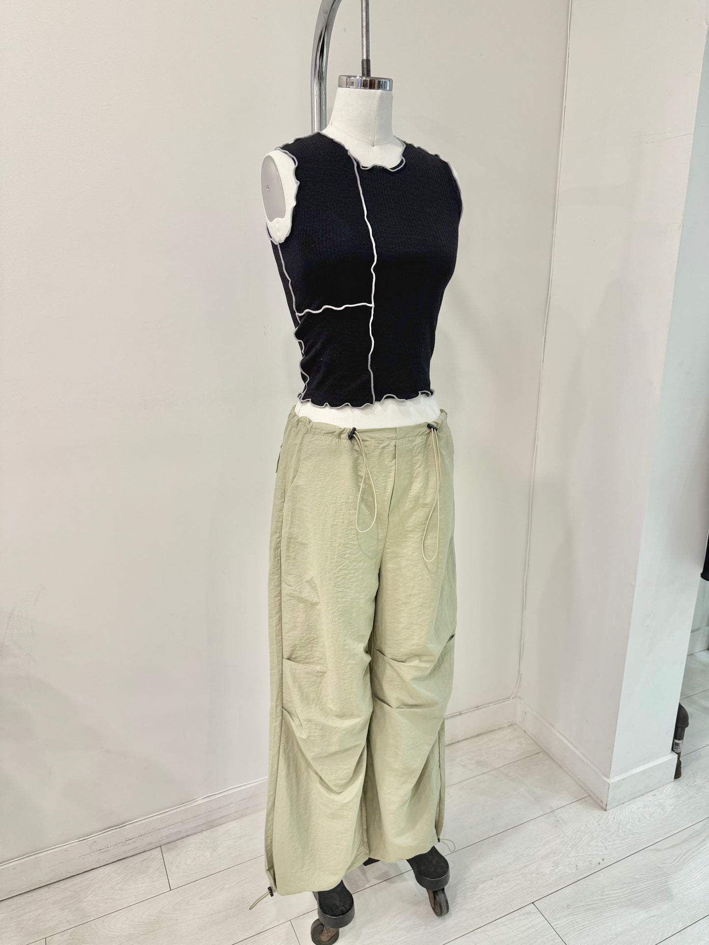ELSIE Lettuce edge tanktop