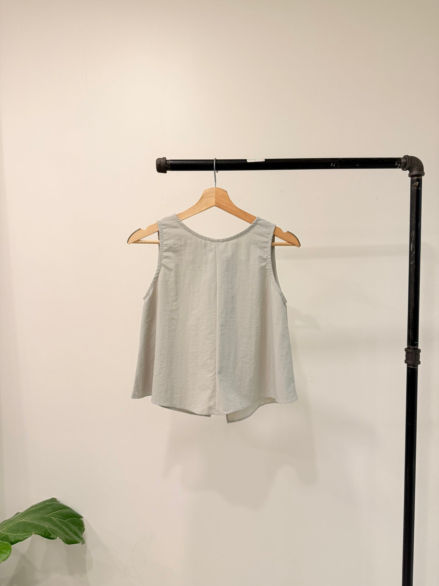 MONO Nylon backless top