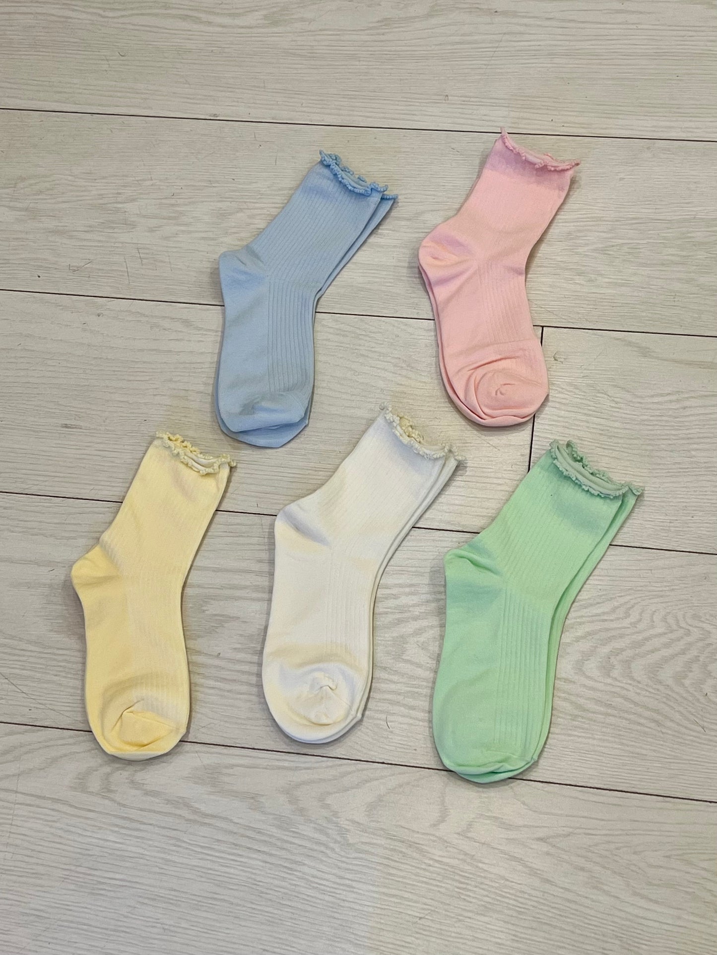 CANDY Pastel lettuce socks