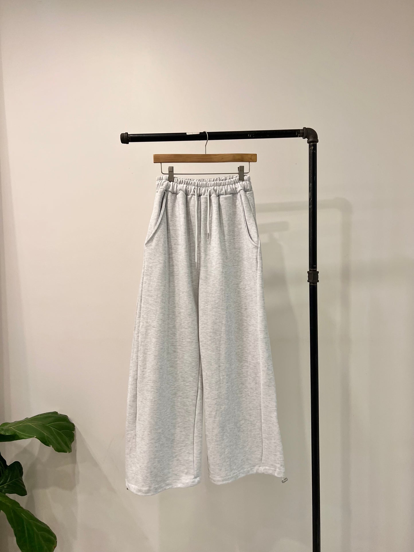 BARRE Wide-Legged Diagonal Seam Trackpants