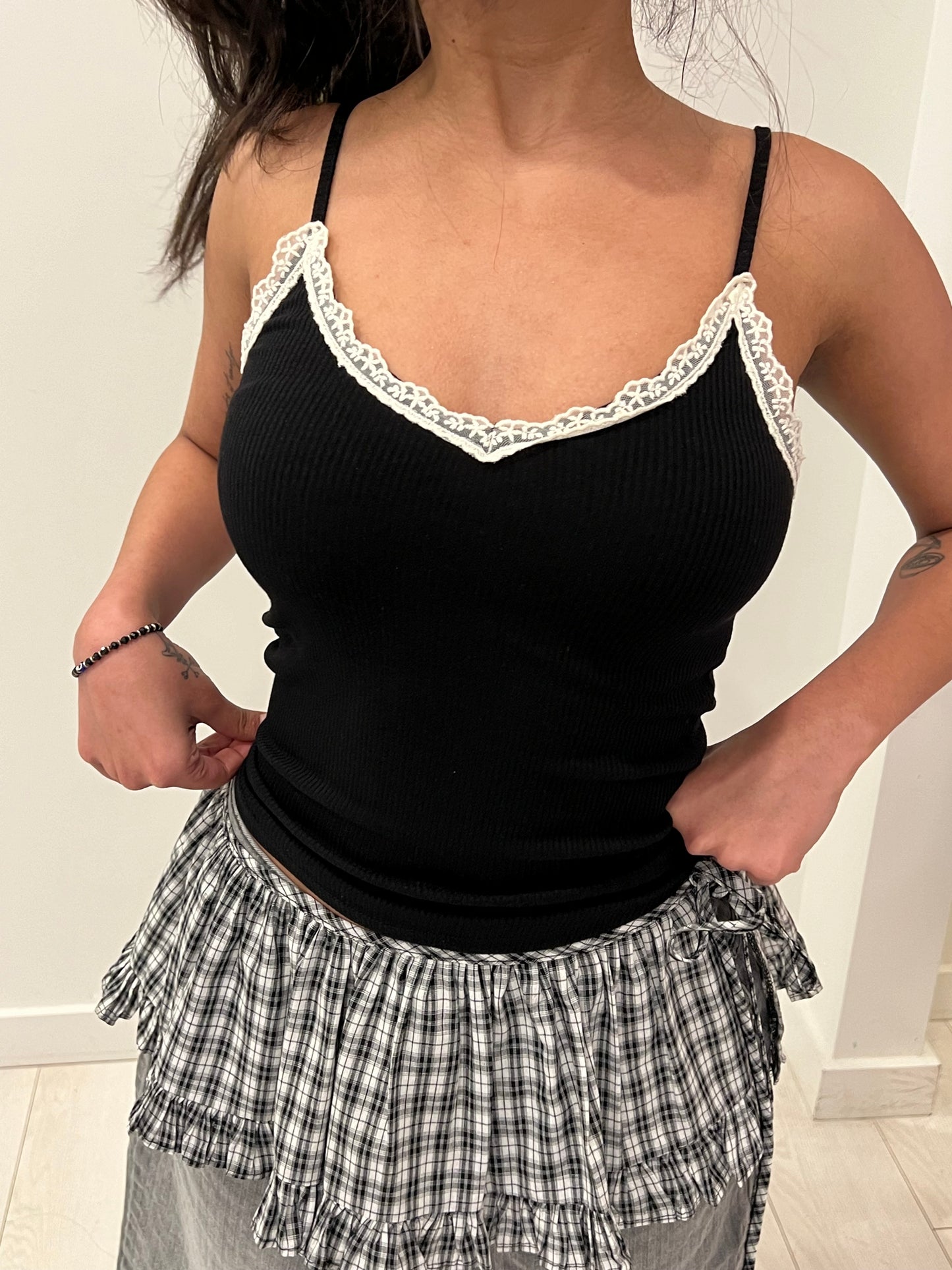 JUNJI Laced tanktop