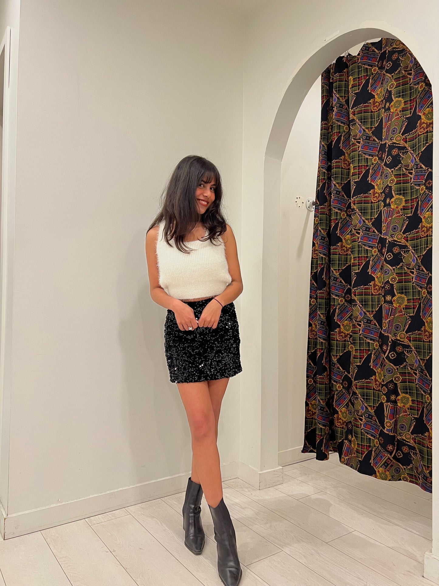 TWINKLE Sequin mini skirt