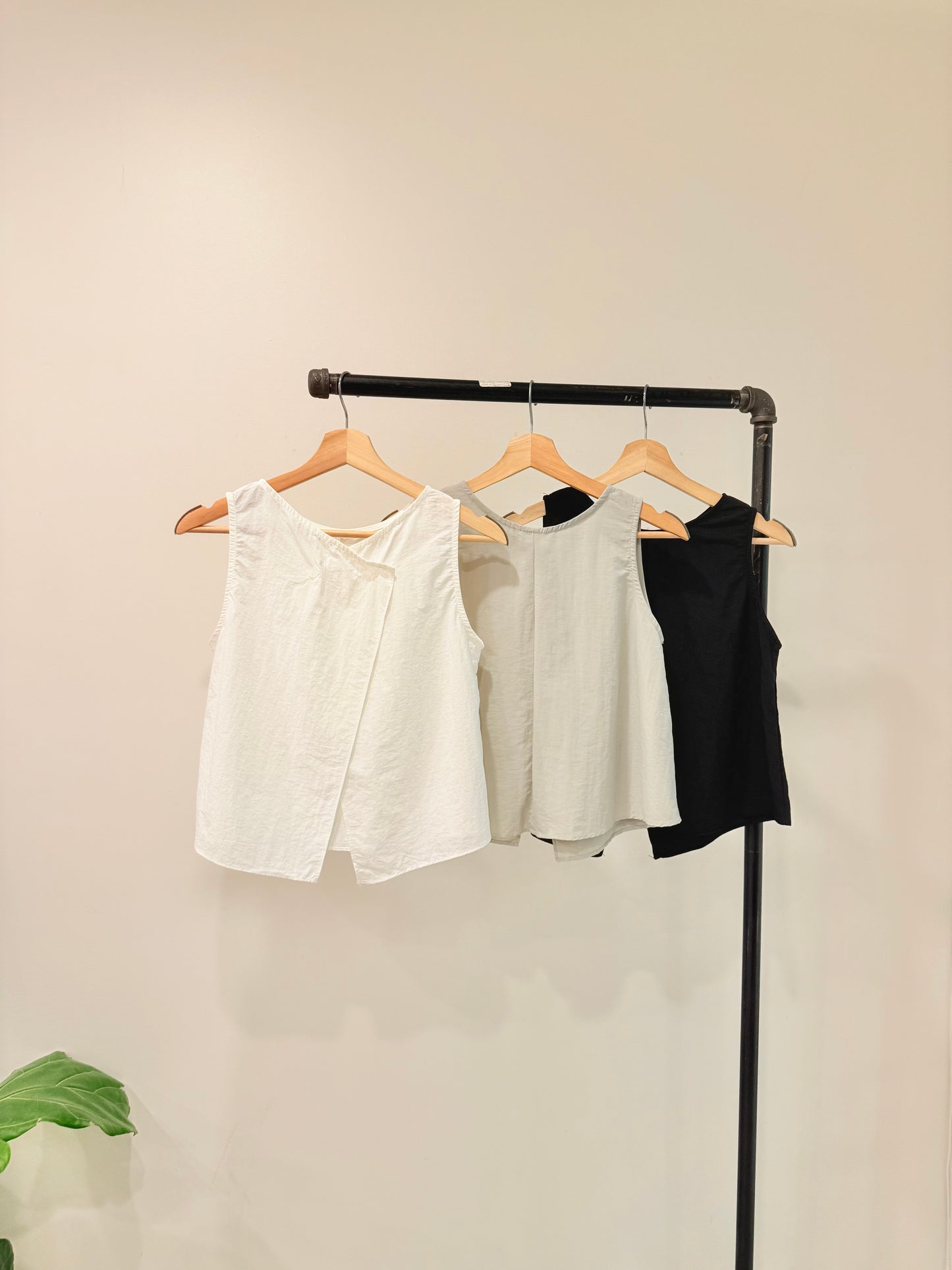 MONO Nylon backless top
