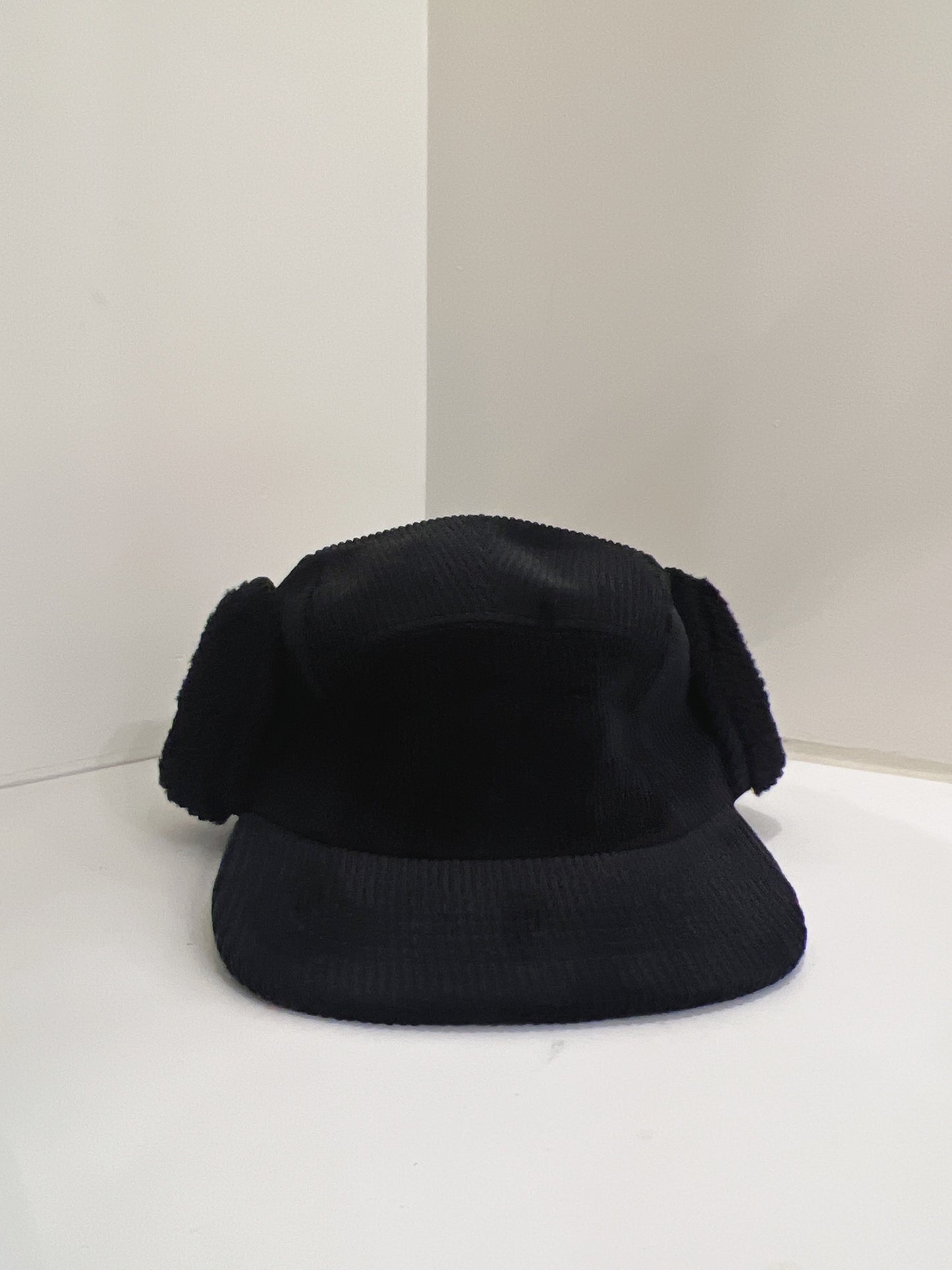 MAIN Corduroy trapper hat