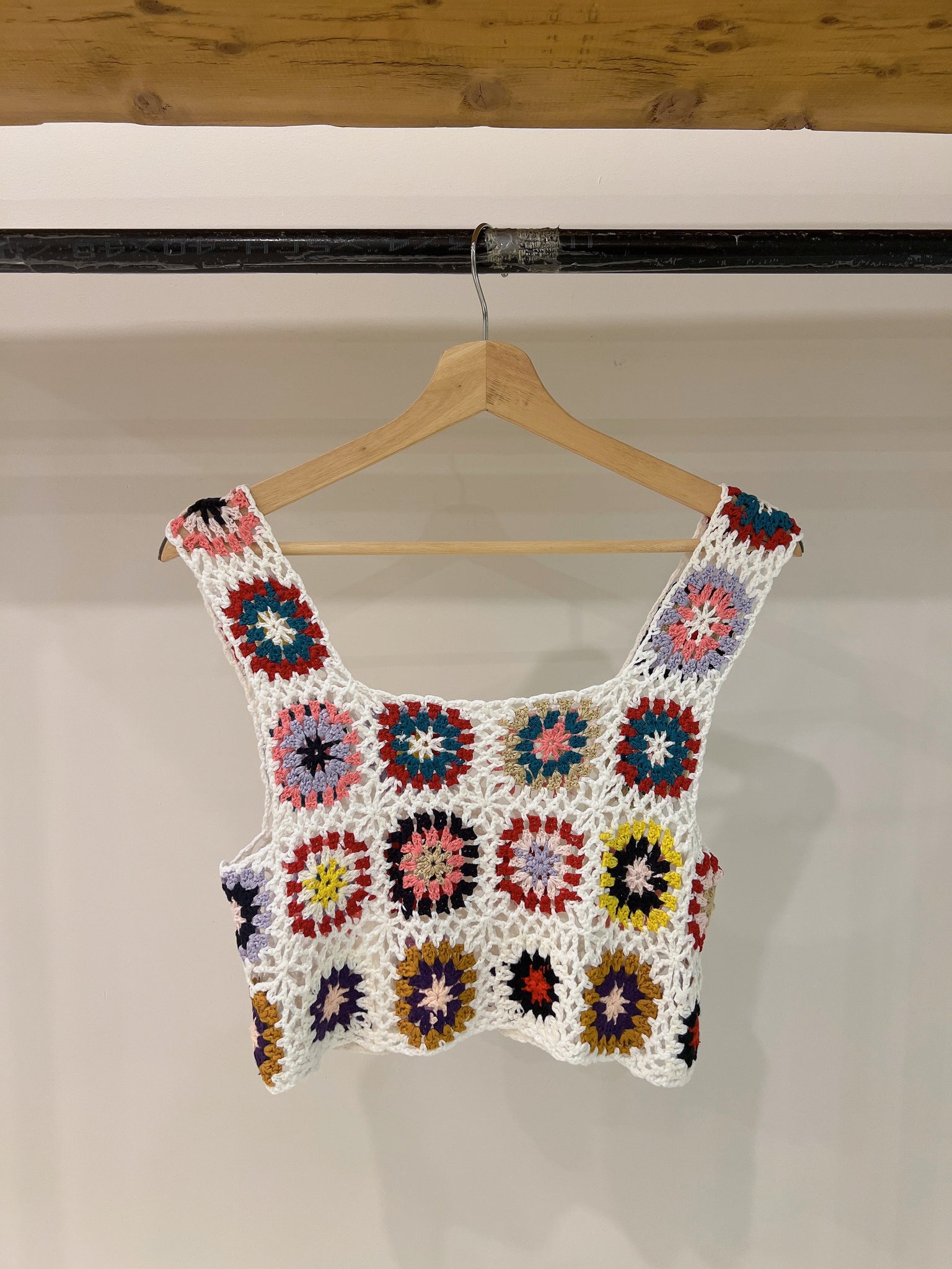 GEMMA Crochet top