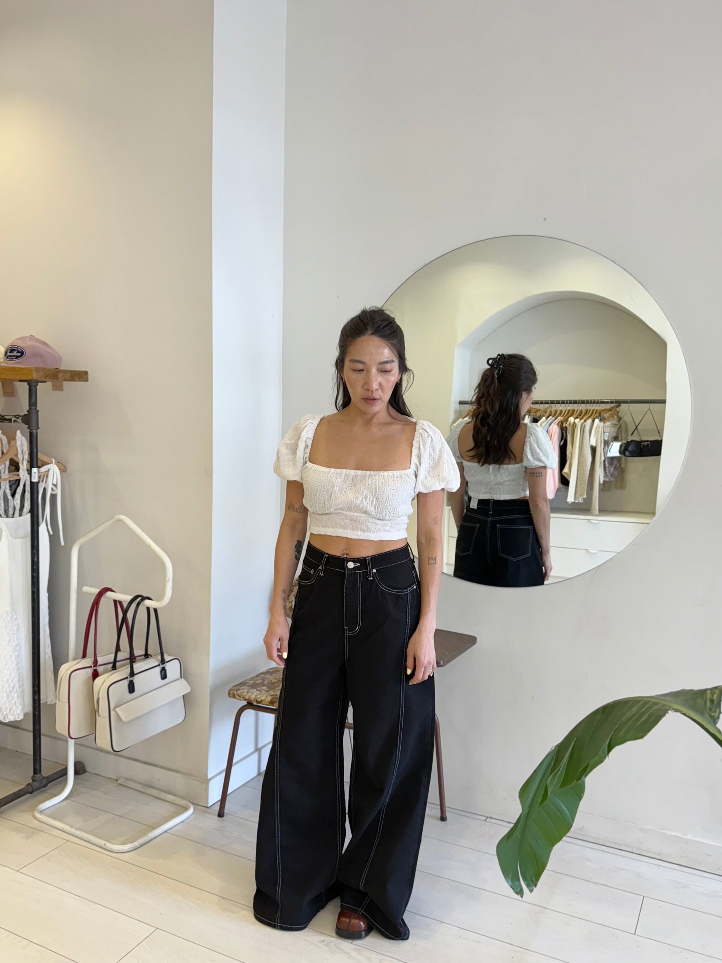 JAICO Crop eyelet top