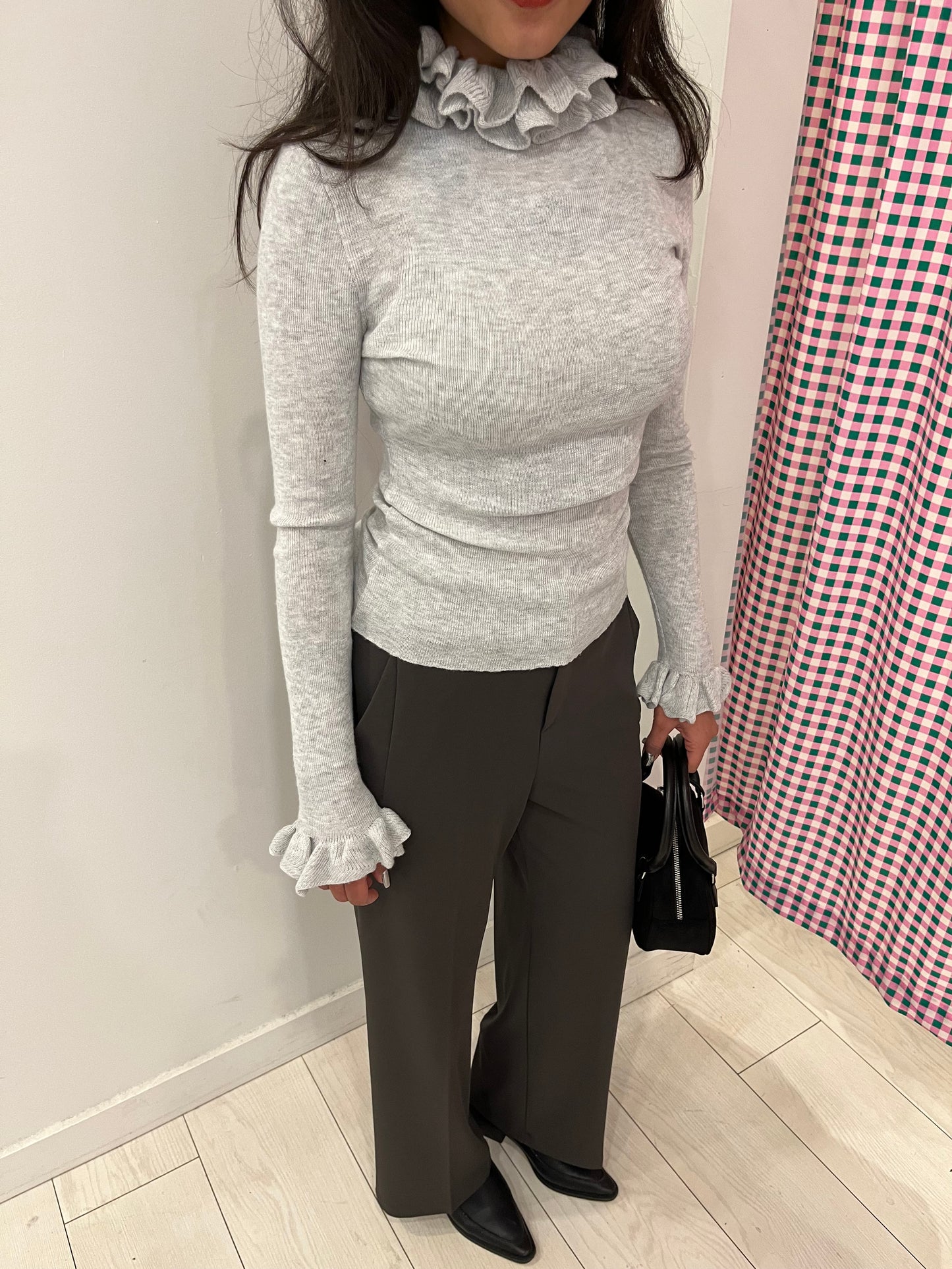 JUMI Ruffled edge knit top