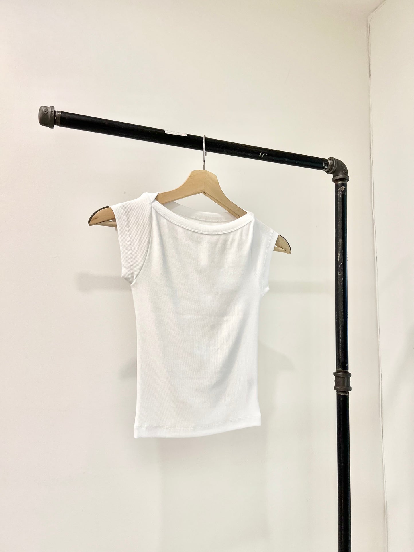 CODA Boat-neckline tee