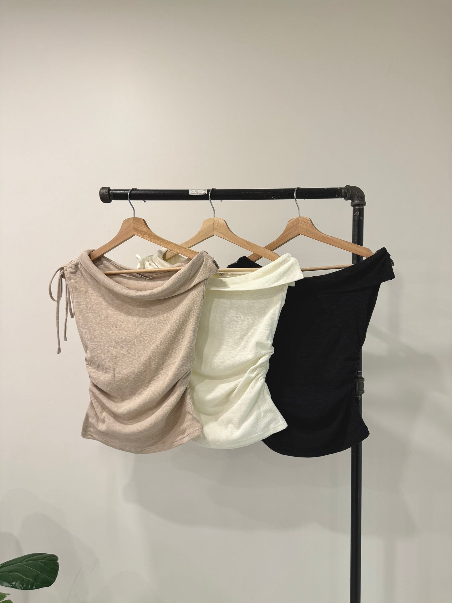 RAIL One shoulder top