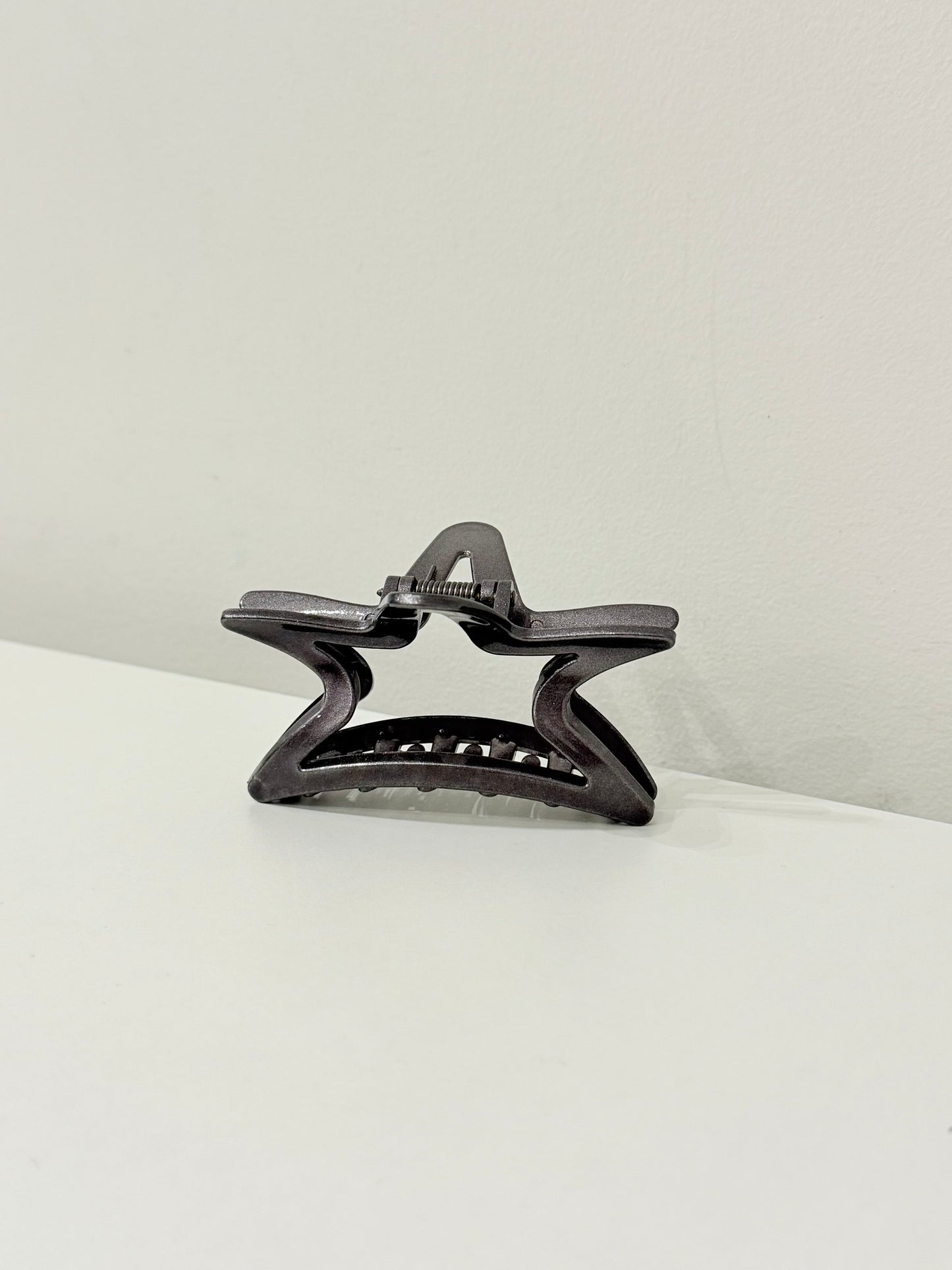 AVRIL Hair claw
