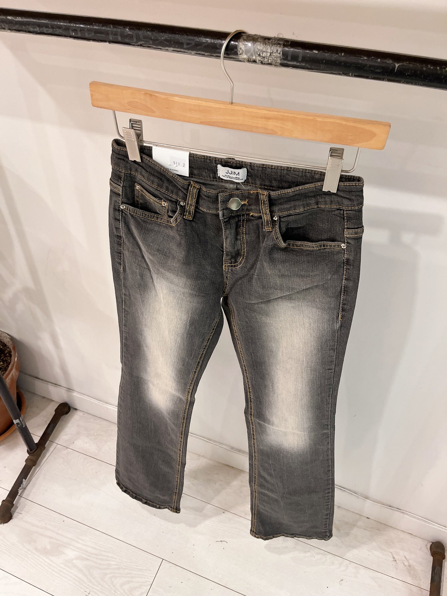 SASA Low-rise bootcut jeans