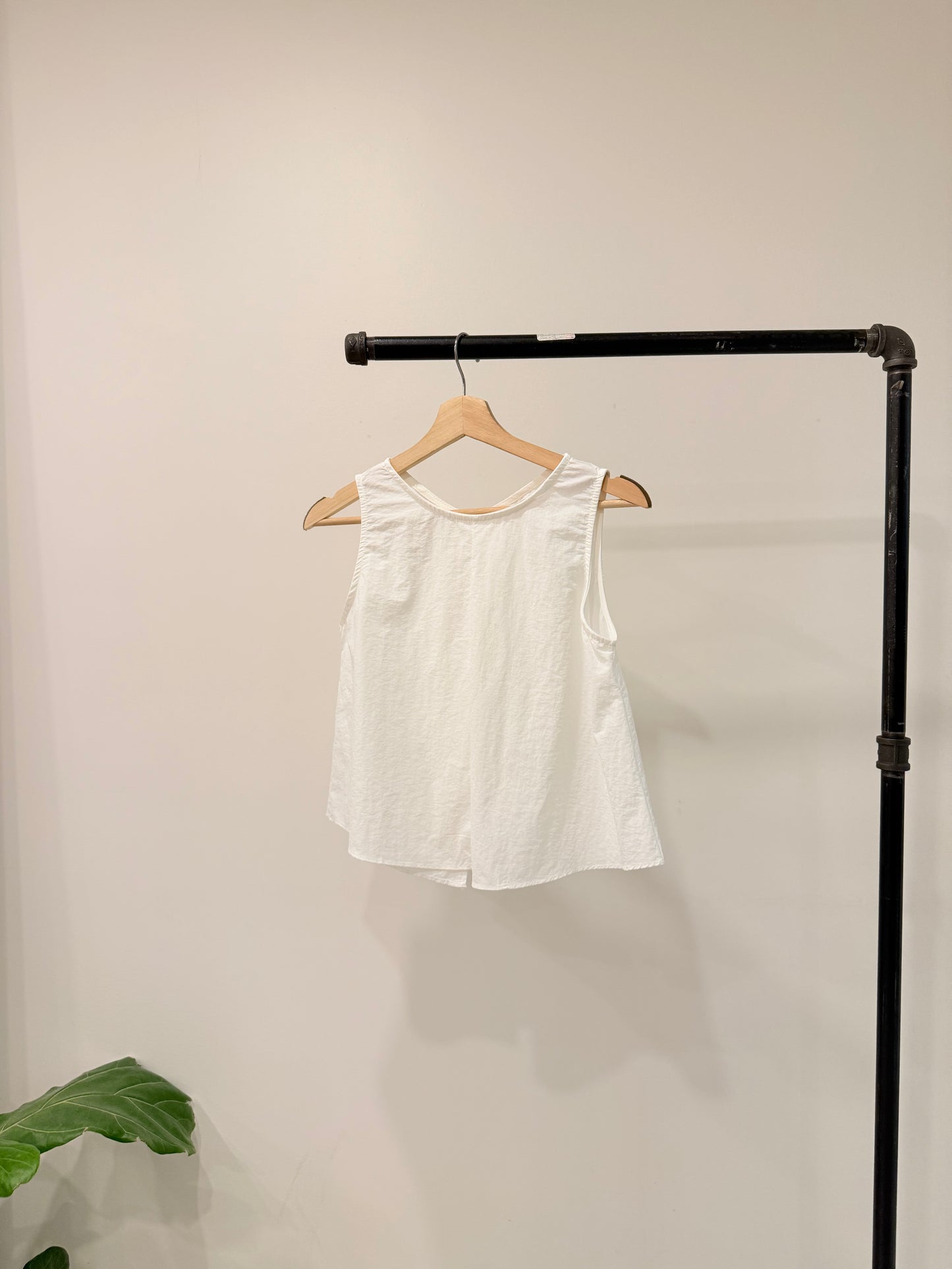MONO Nylon backless top