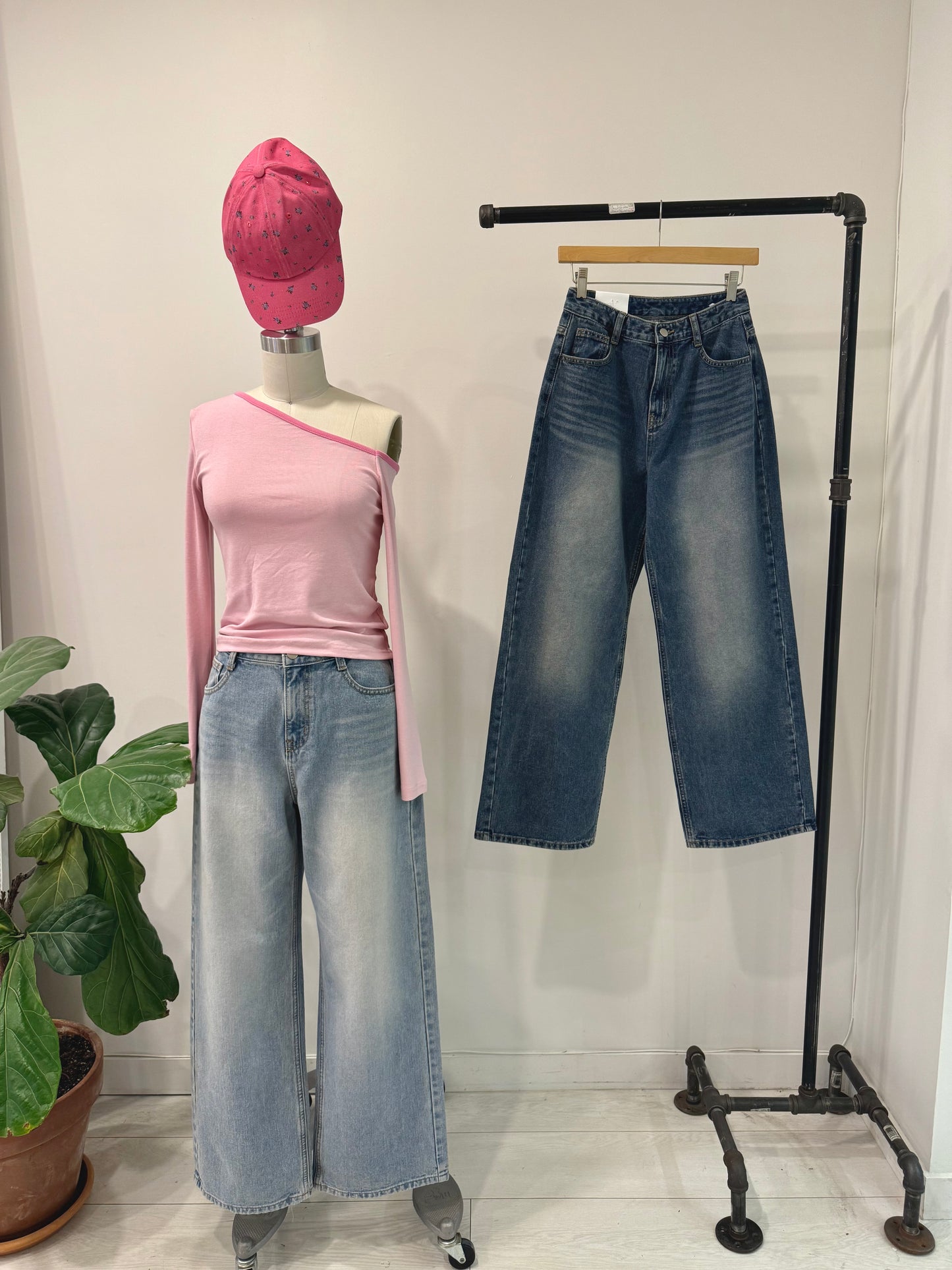 PIA Wide legged jeans