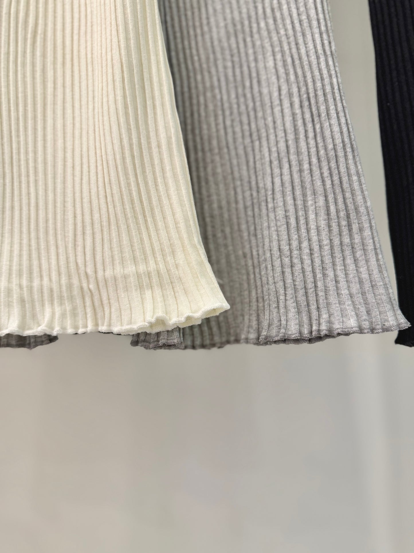 ROZEN Ribbed bootcut tights