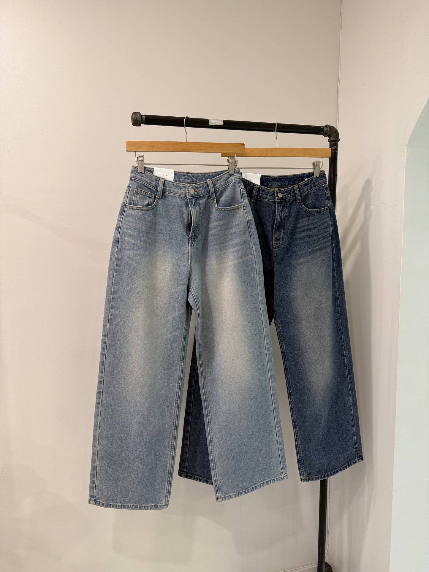 PIA Wide legged jeans