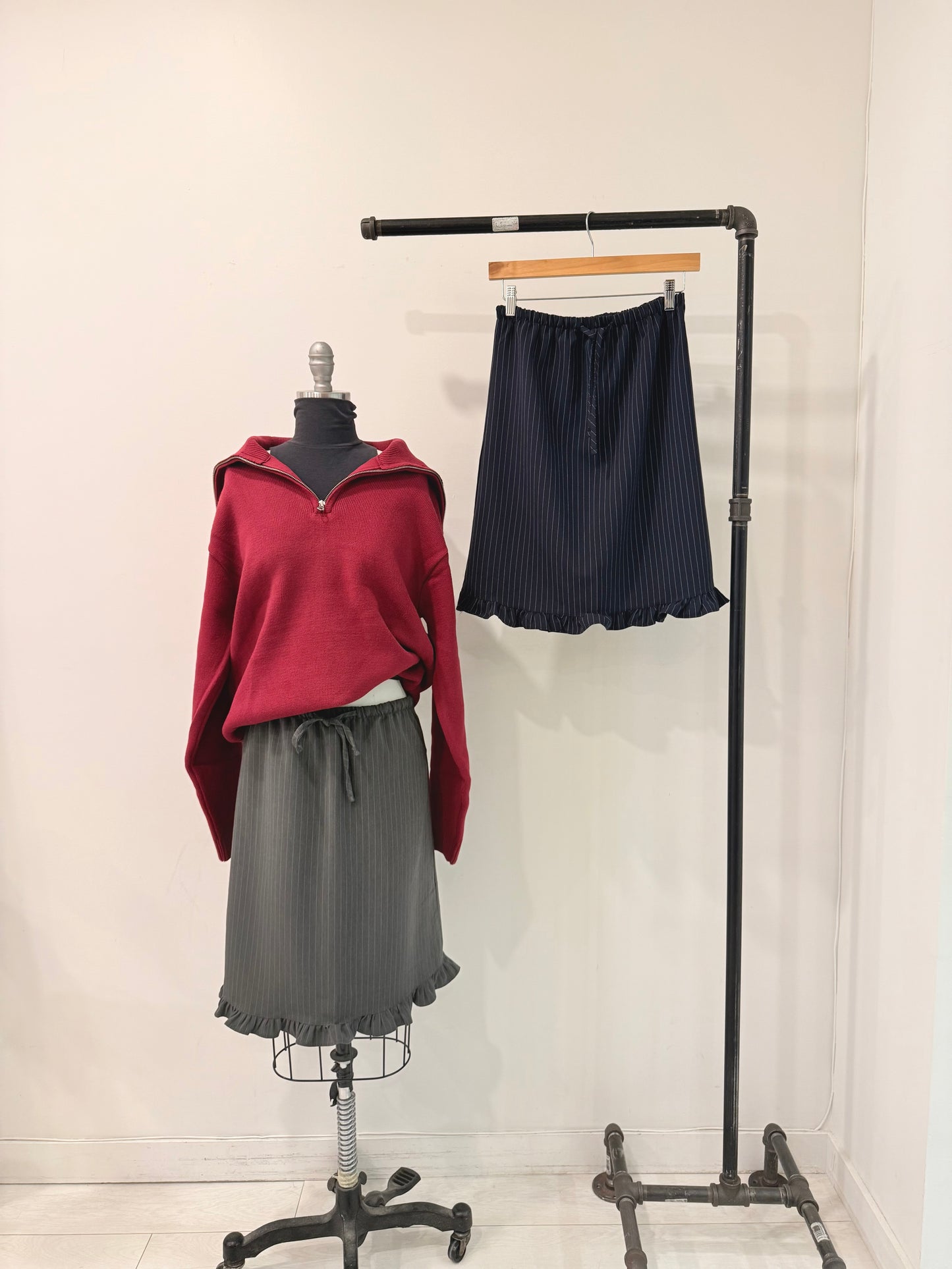 SELECT Pin-stripe skirt