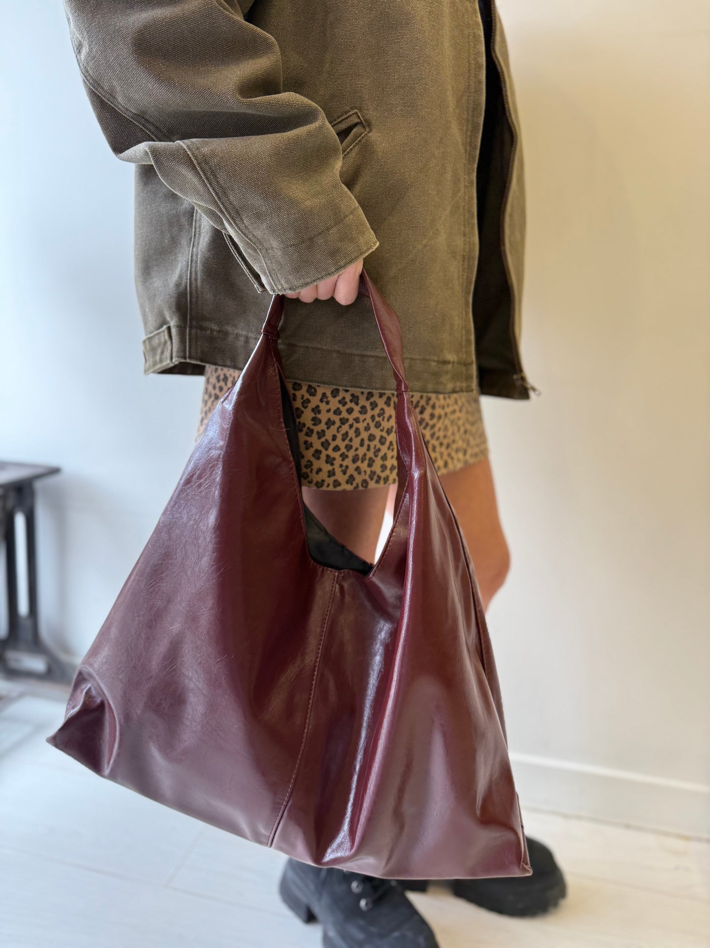 RAYA Oversized tote bag