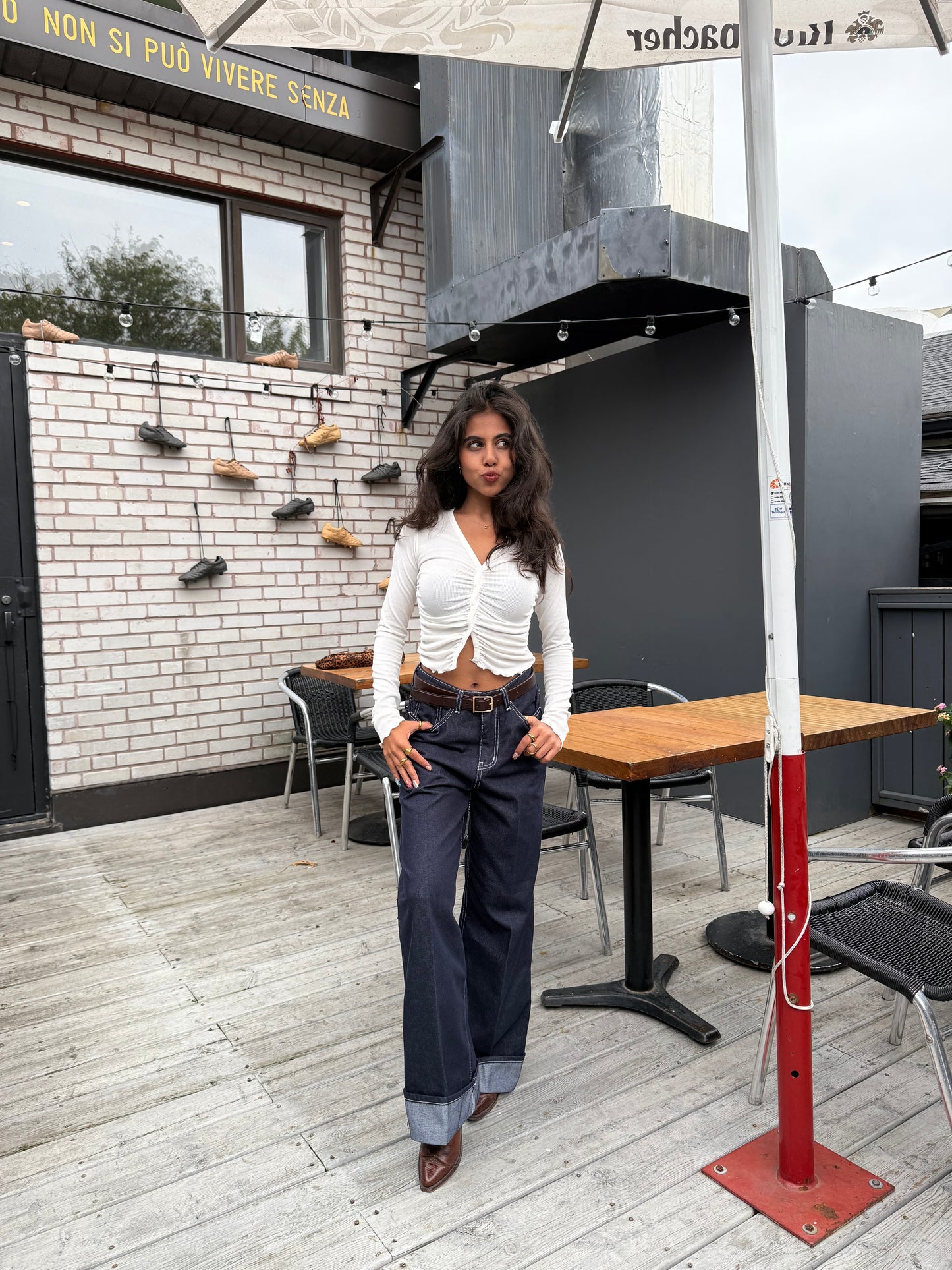 HOTO Ruched button-up top