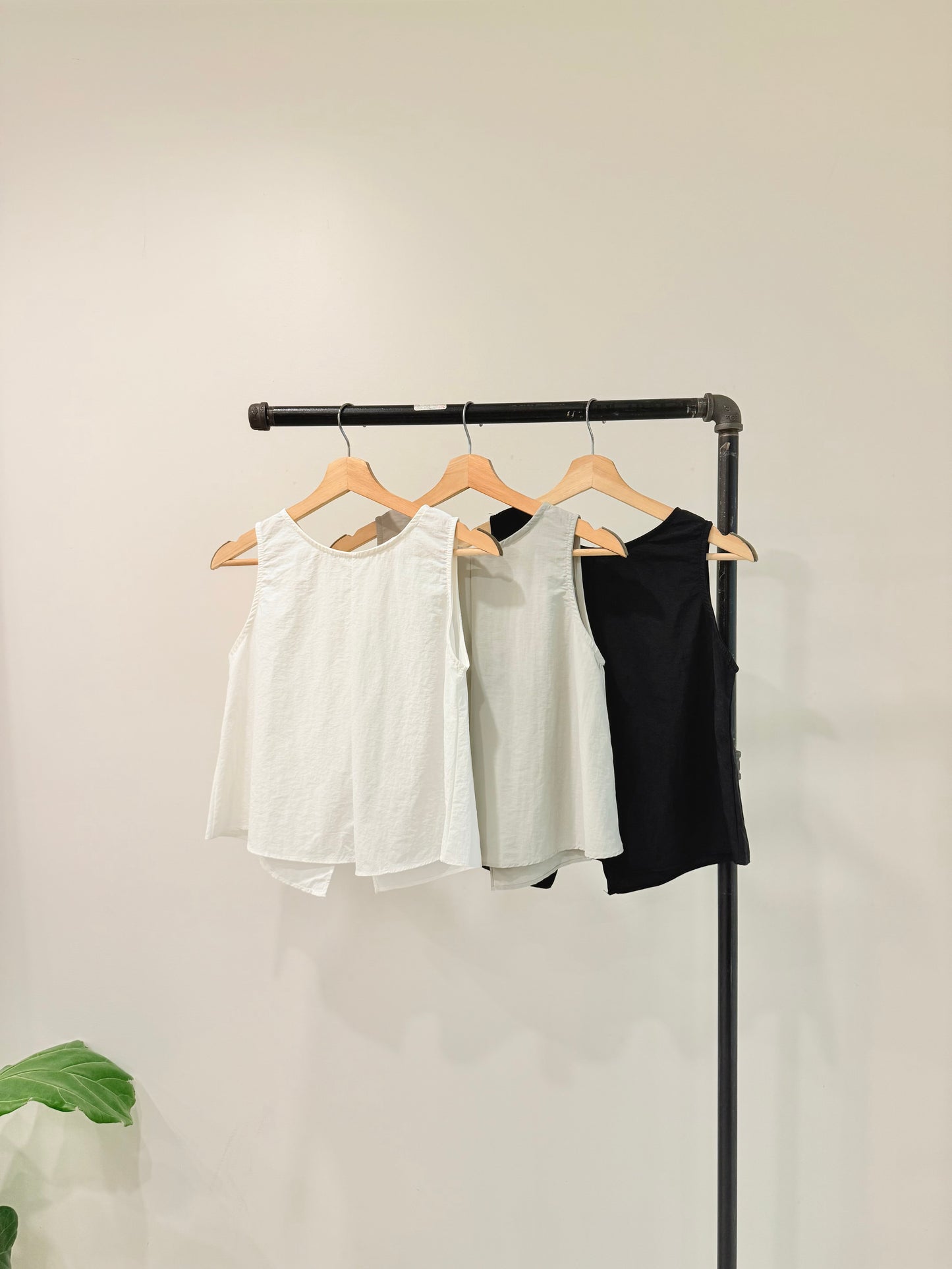 MONO Nylon backless top