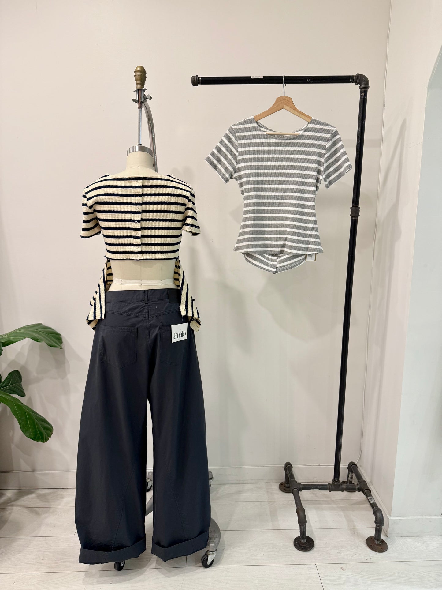 LITTO Stipe backless top