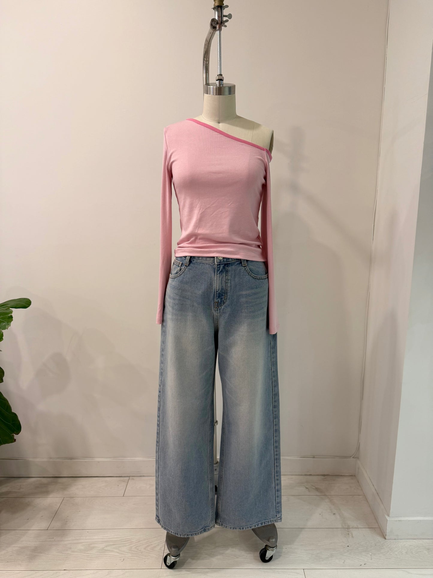 PIA Wide legged jeans