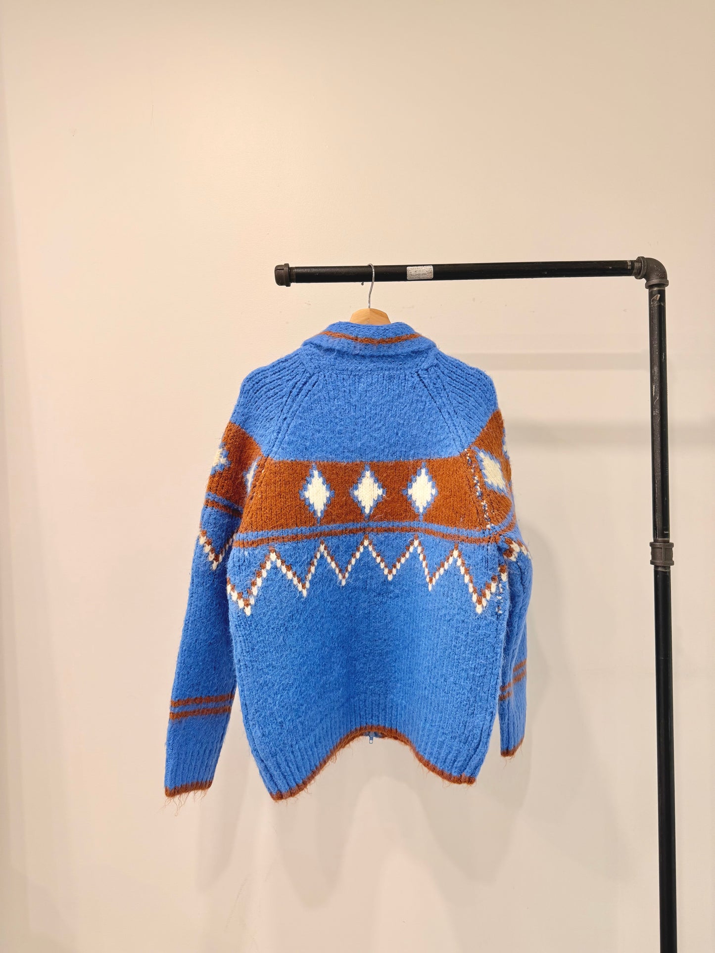 GOLDEN Heavy zip-up sweater