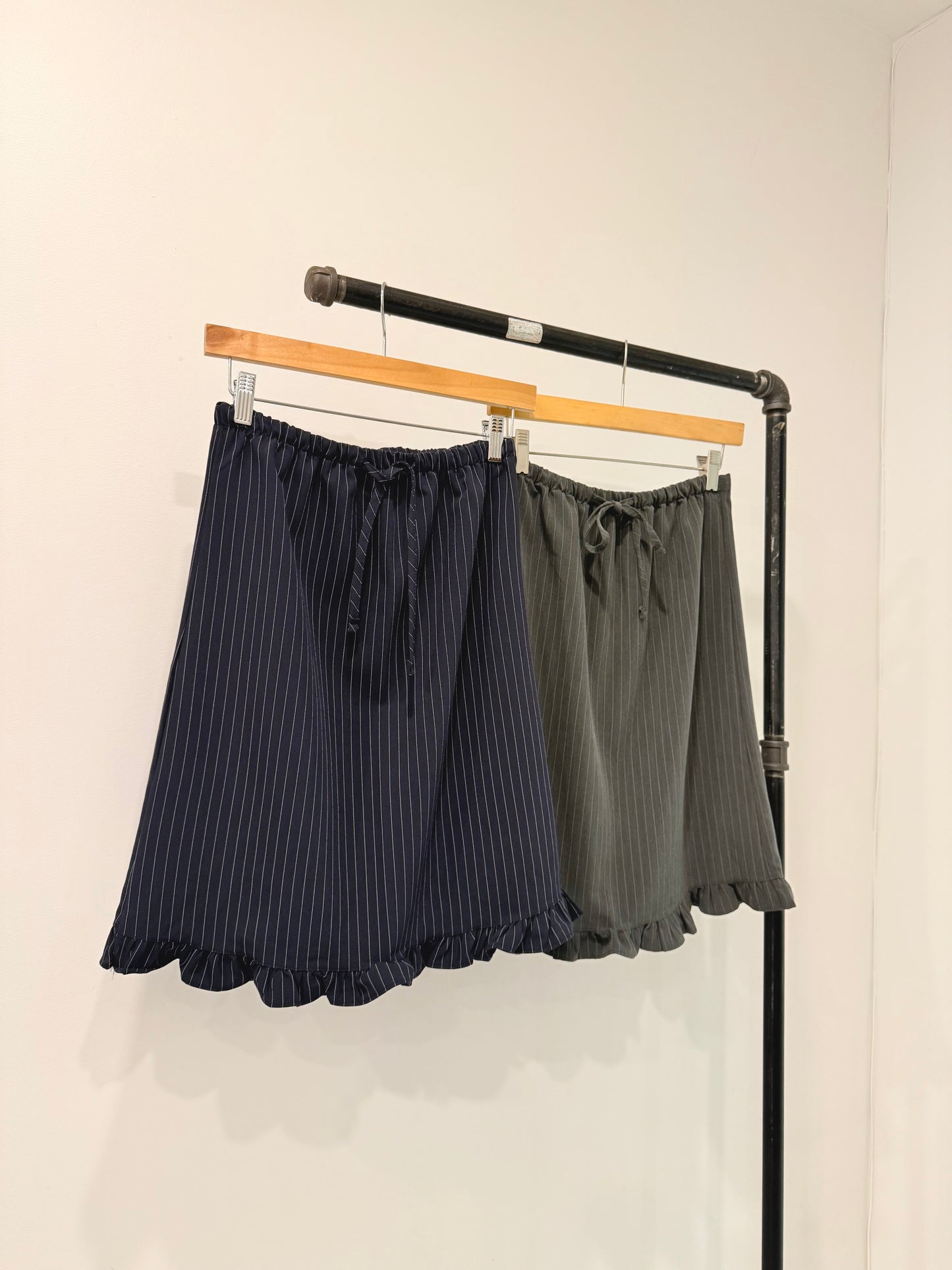 SELECT Pin-stripe skirt