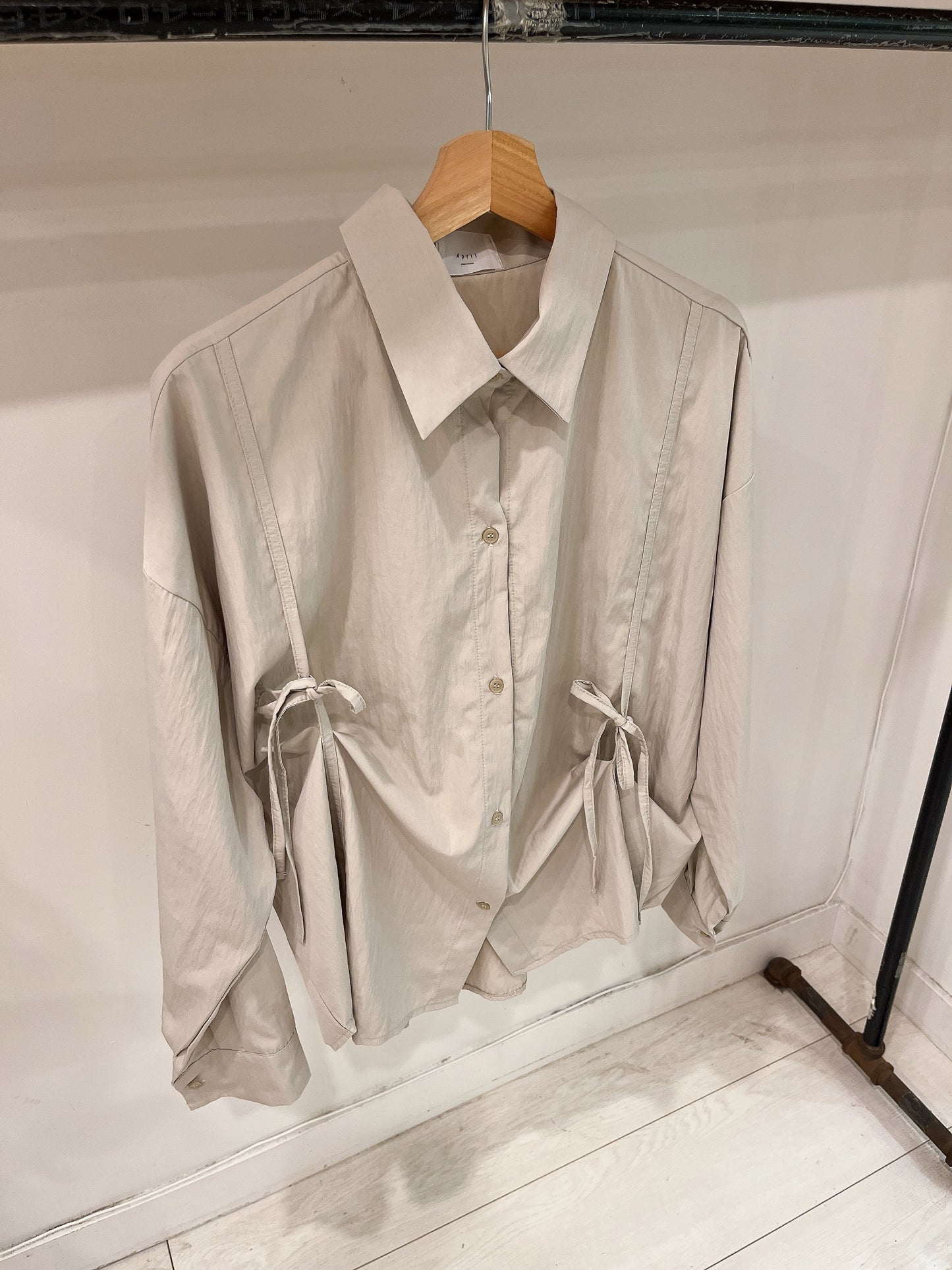 MONI Tie shirt