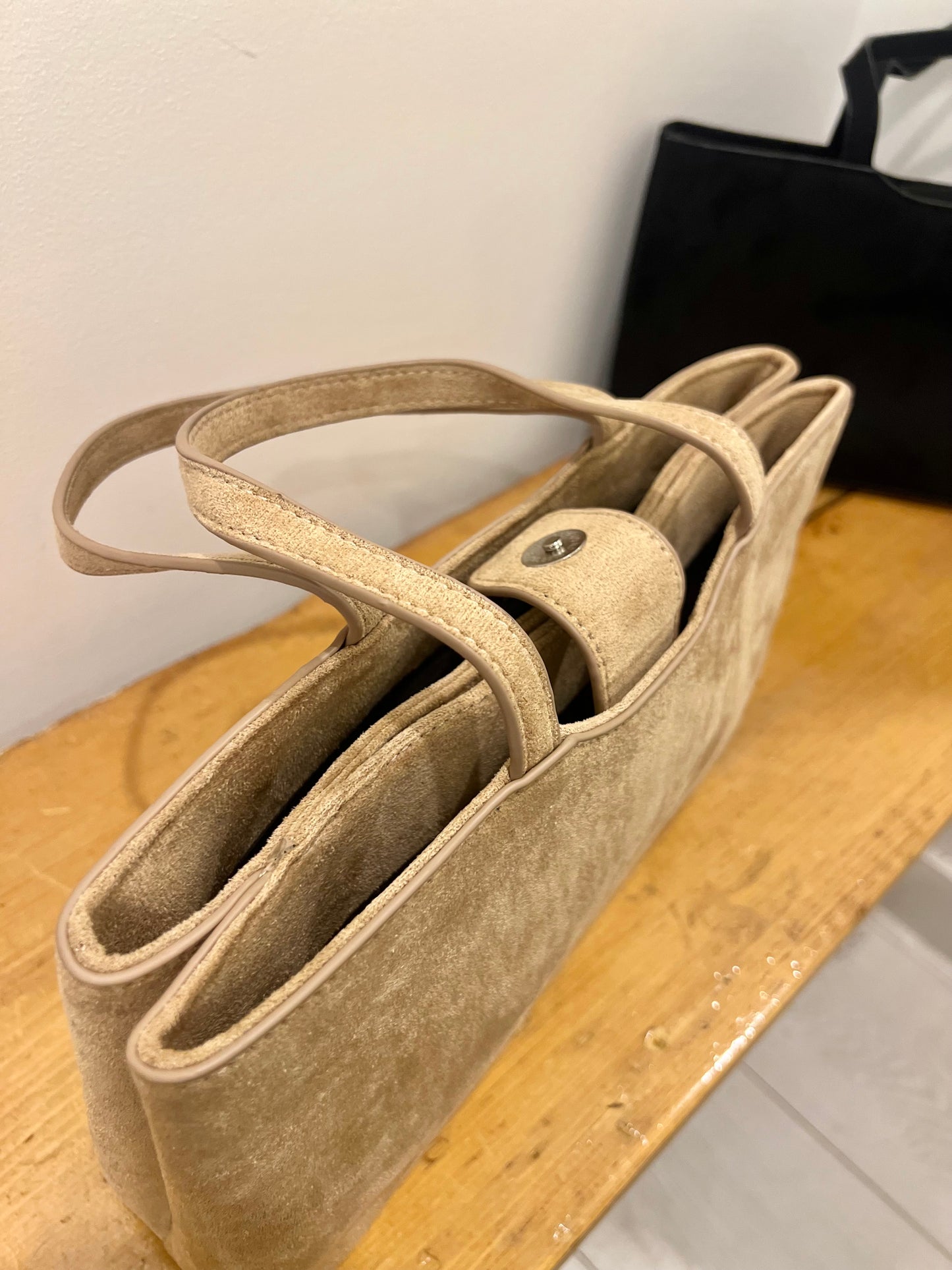 ZAIN Suede bag
