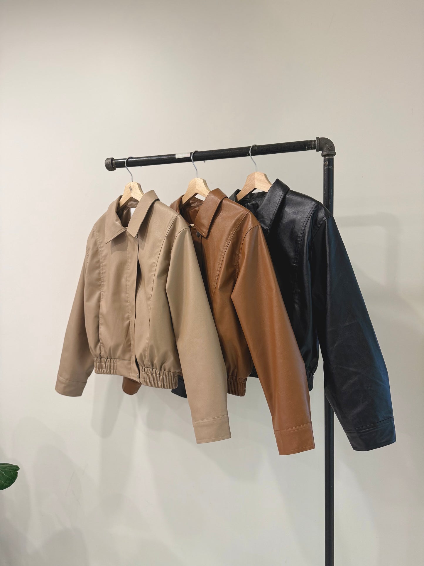 MEEN Cropped faux leather jacket