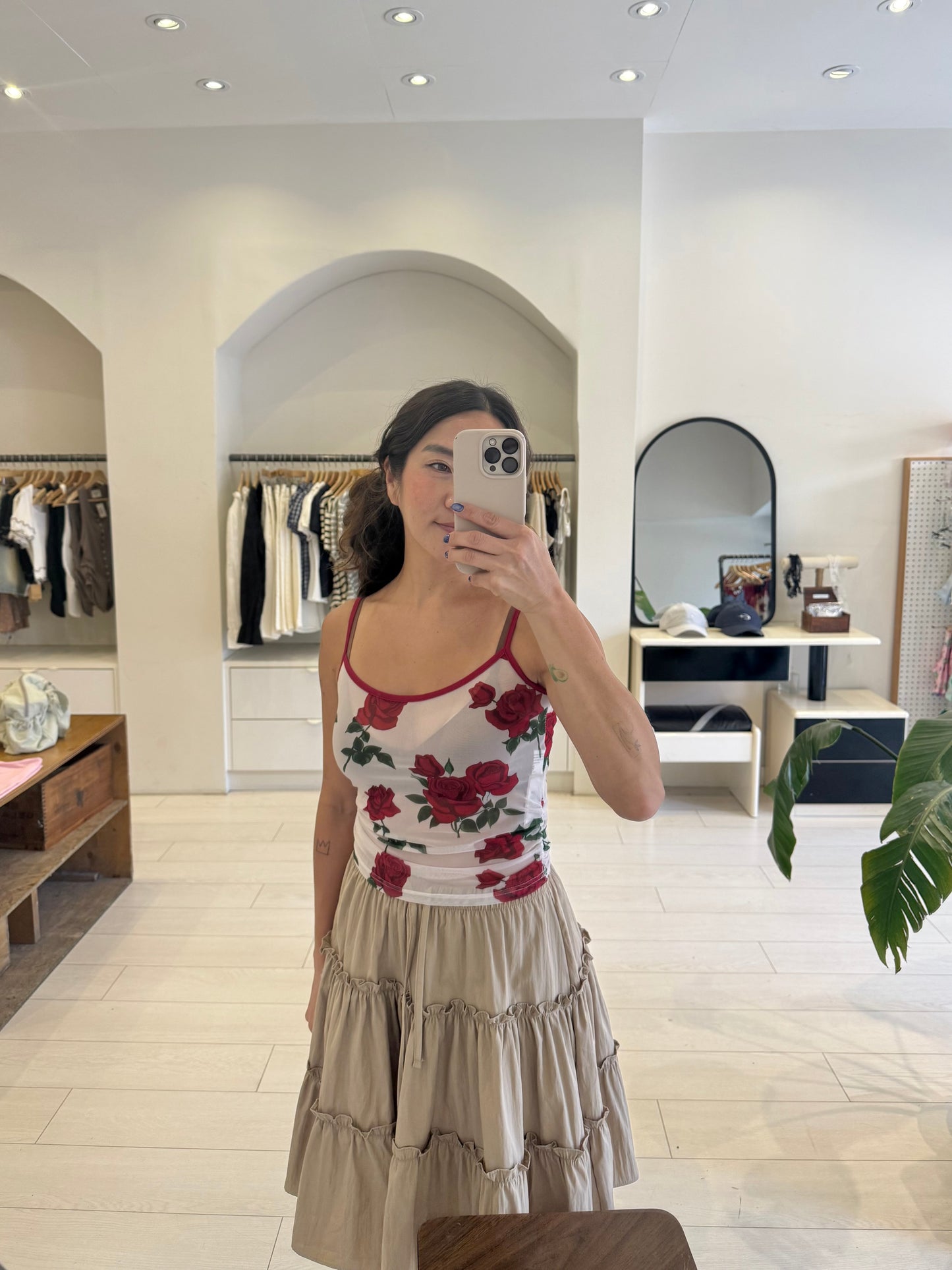 VALERIA Rosy mesh top