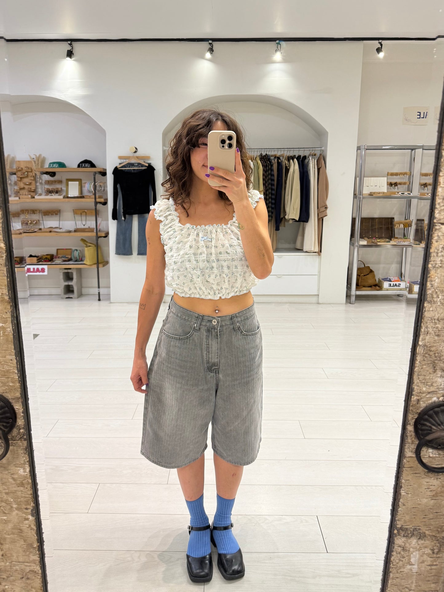 AMOURA Floral bubble top