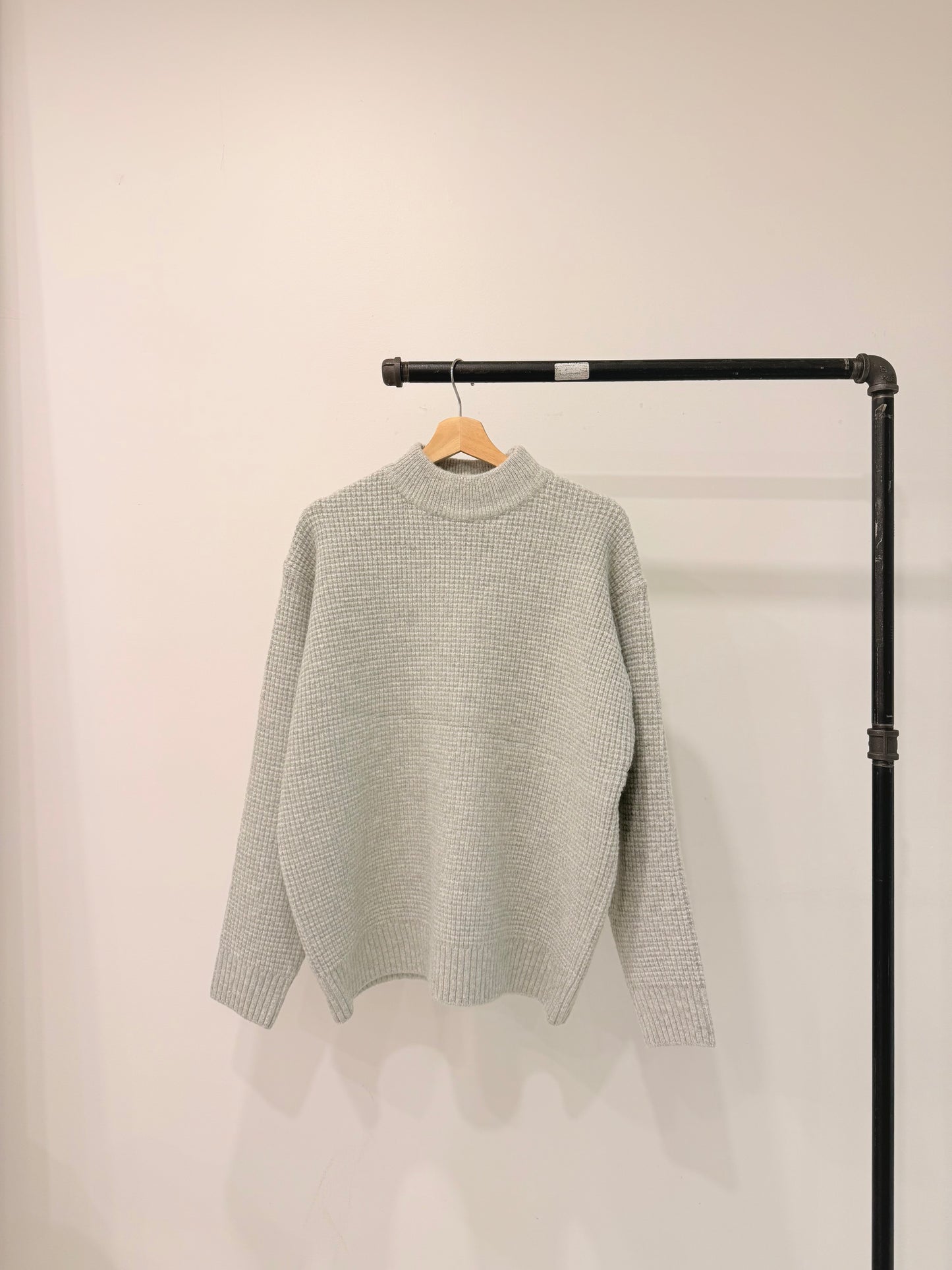 AISLE High-neck waffle knit
