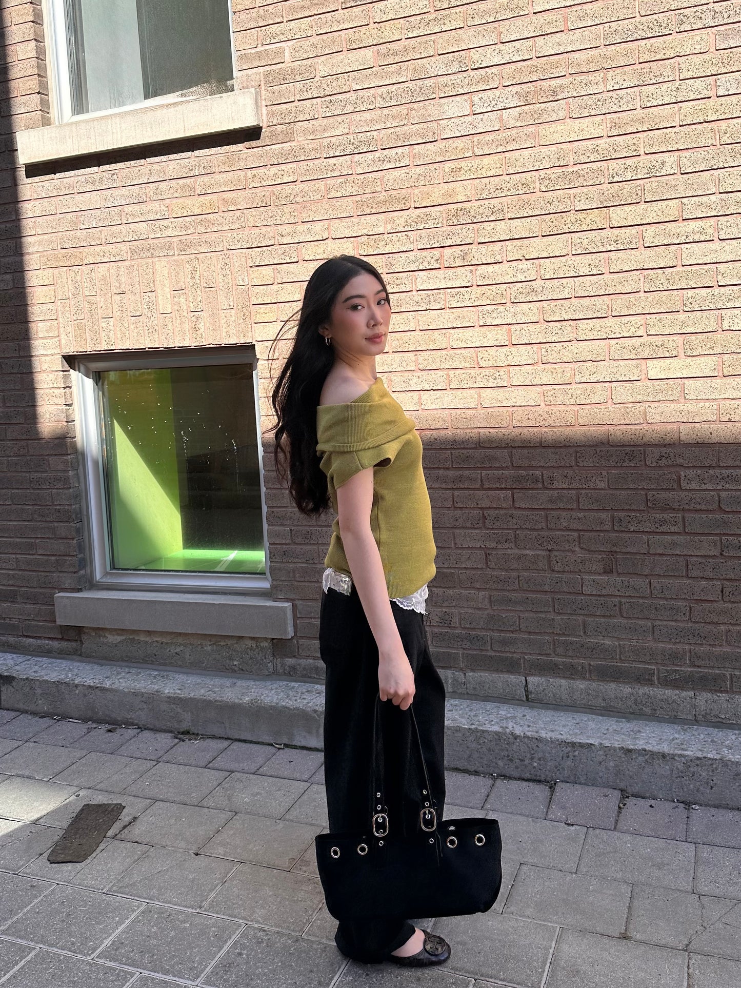 DEMIAN Off shoulder knit top