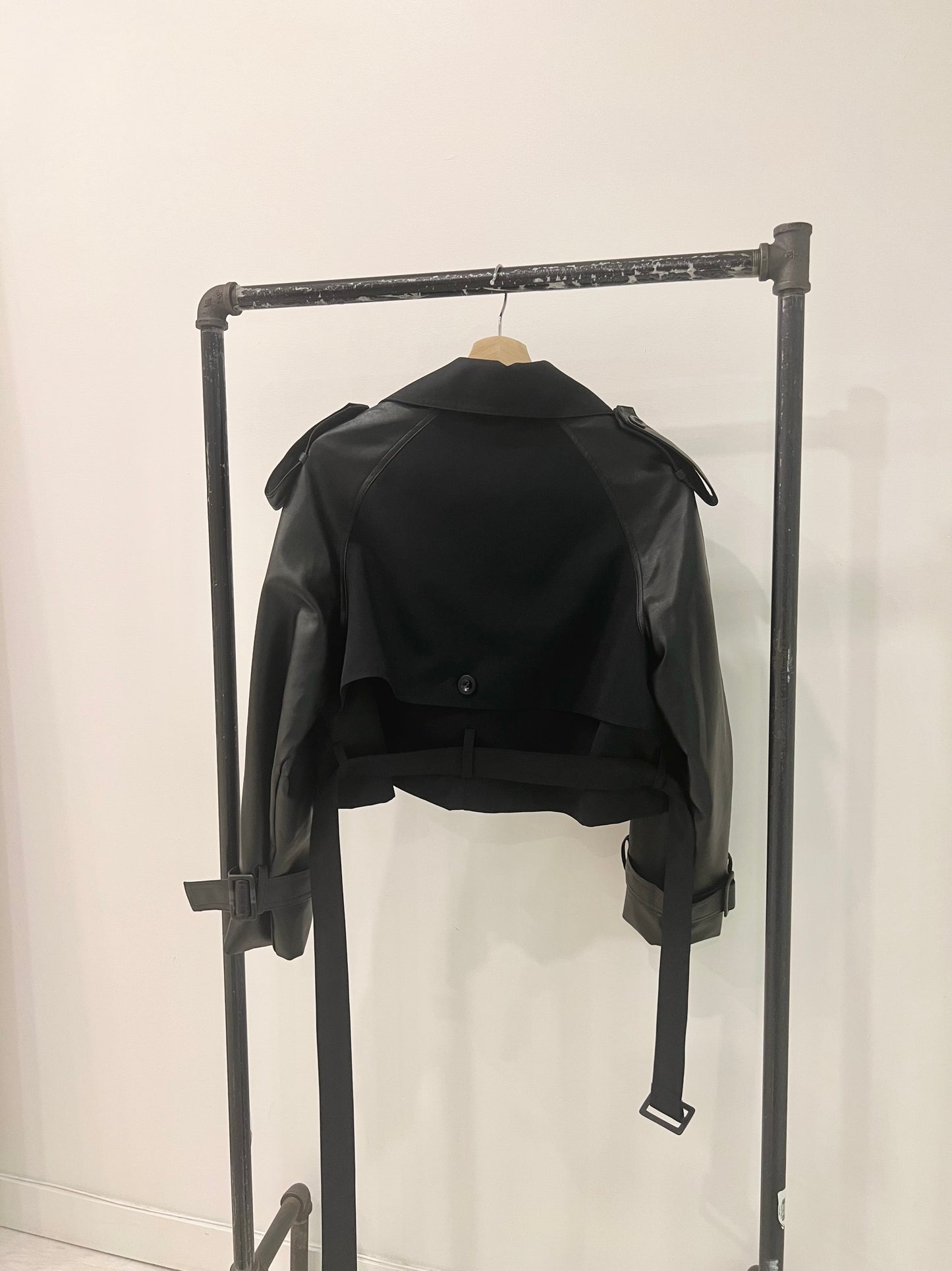 LIAN Cropped trench jacket