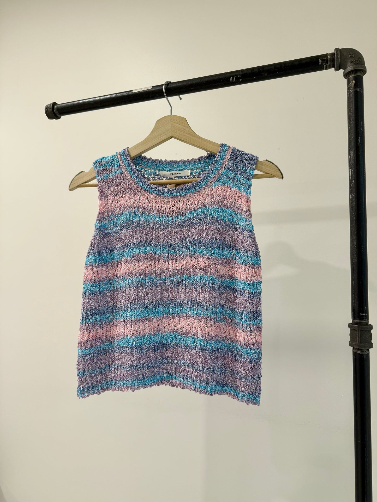HOLSTER Rainbow knit top