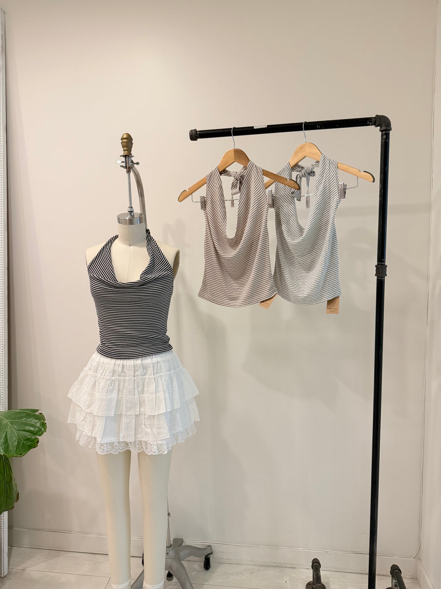 VIVI Cowl-neck stripe halter top