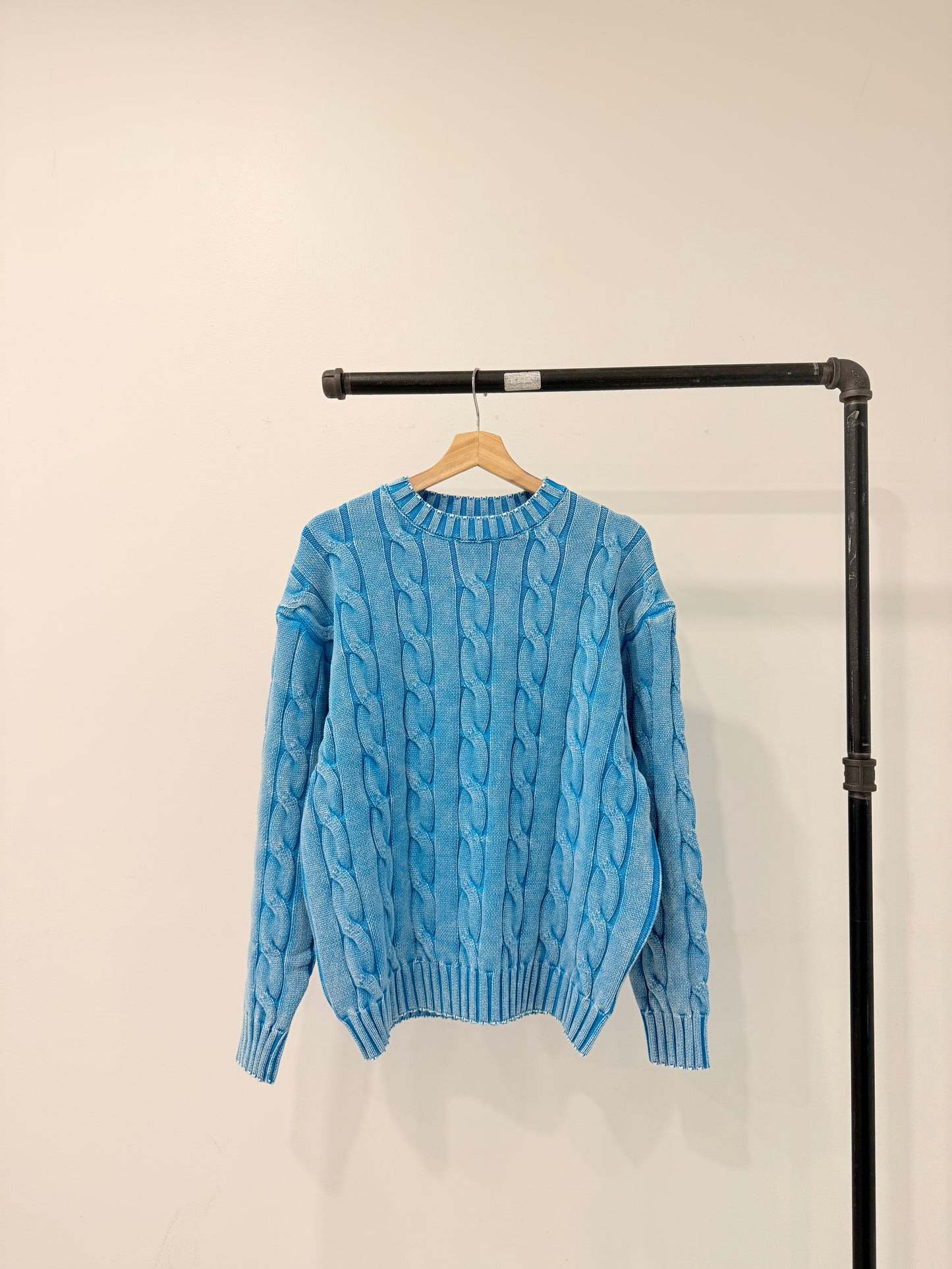 DEJAVU Neon cable-knit sweater