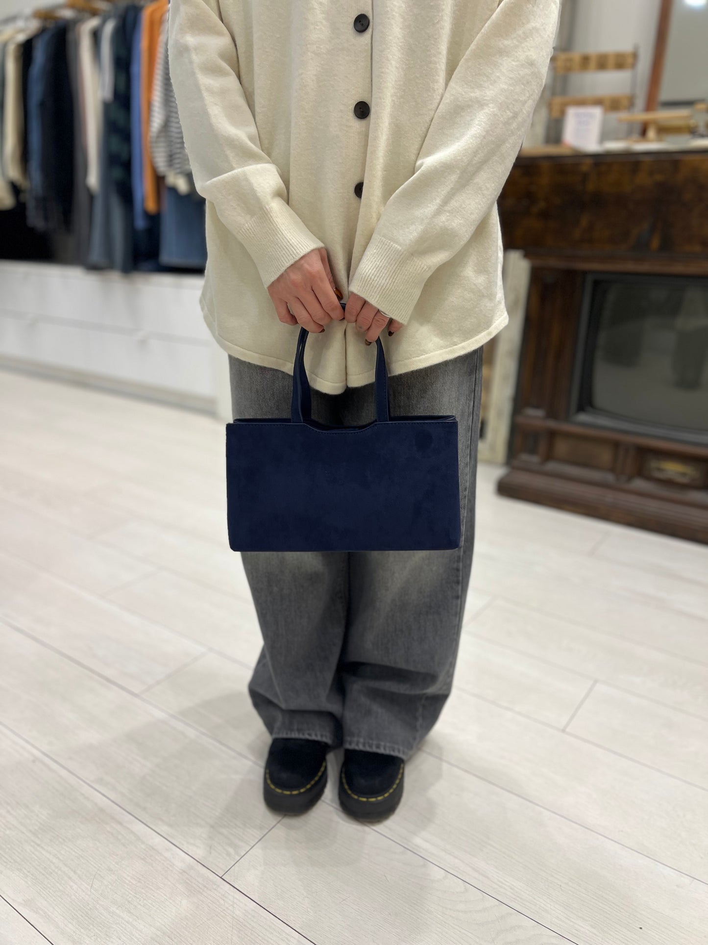 ZAIN Suede bag