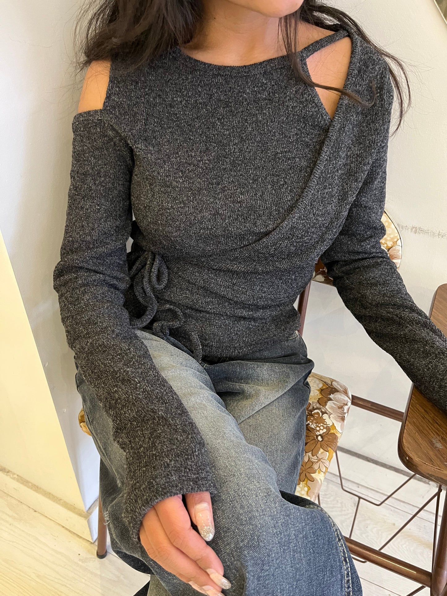 ANNA Cutout top