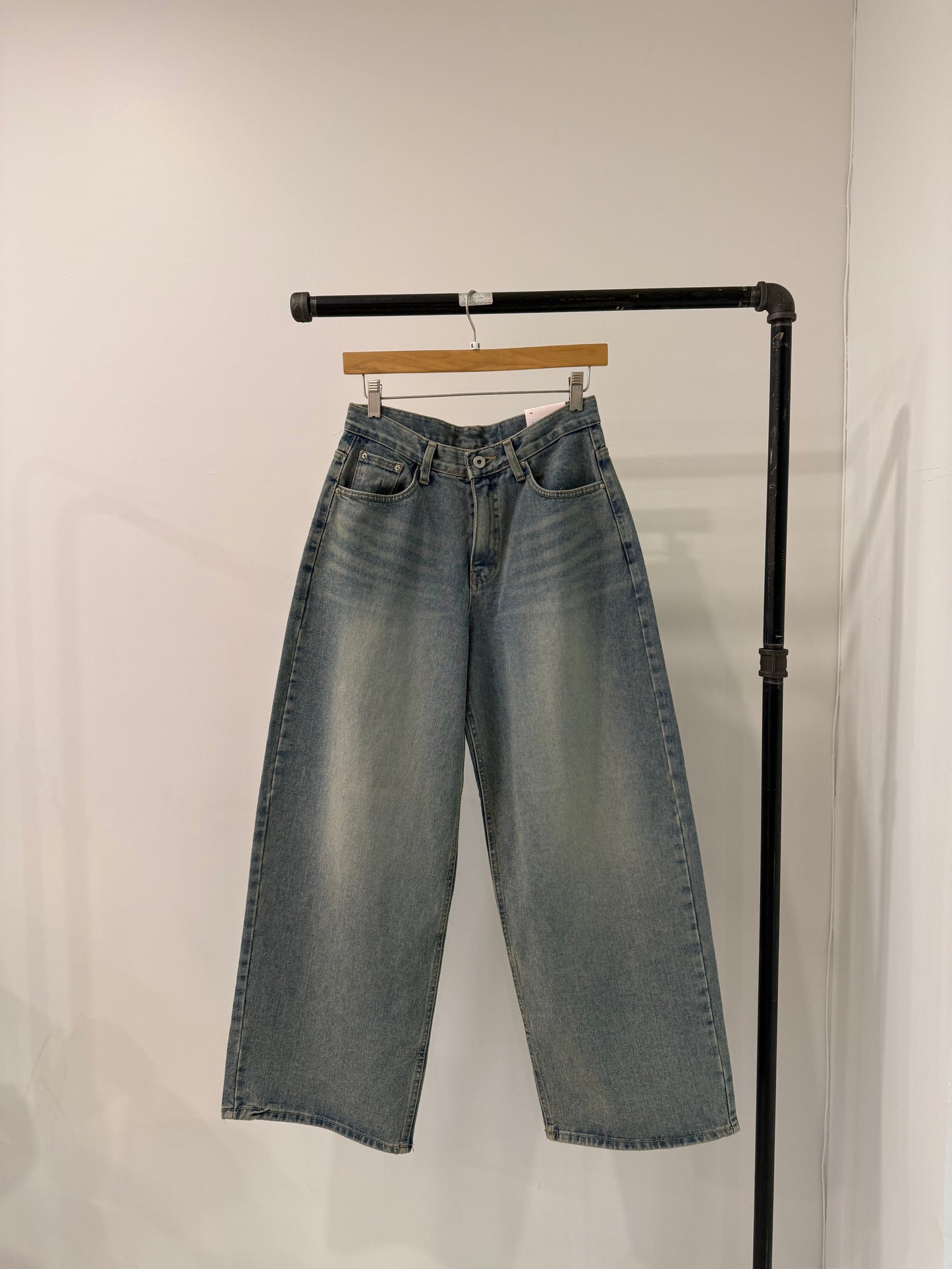 FORTY Acid washed baggy jeans