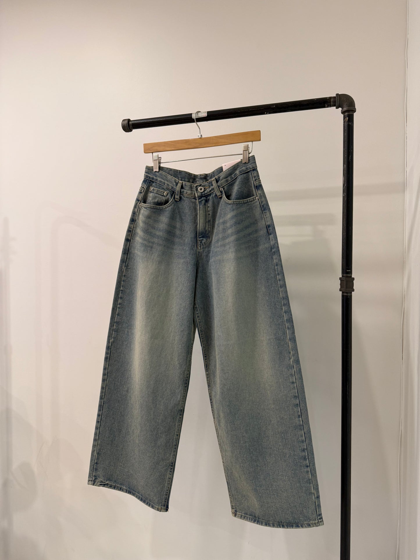 FORTY Acid washed baggy jeans