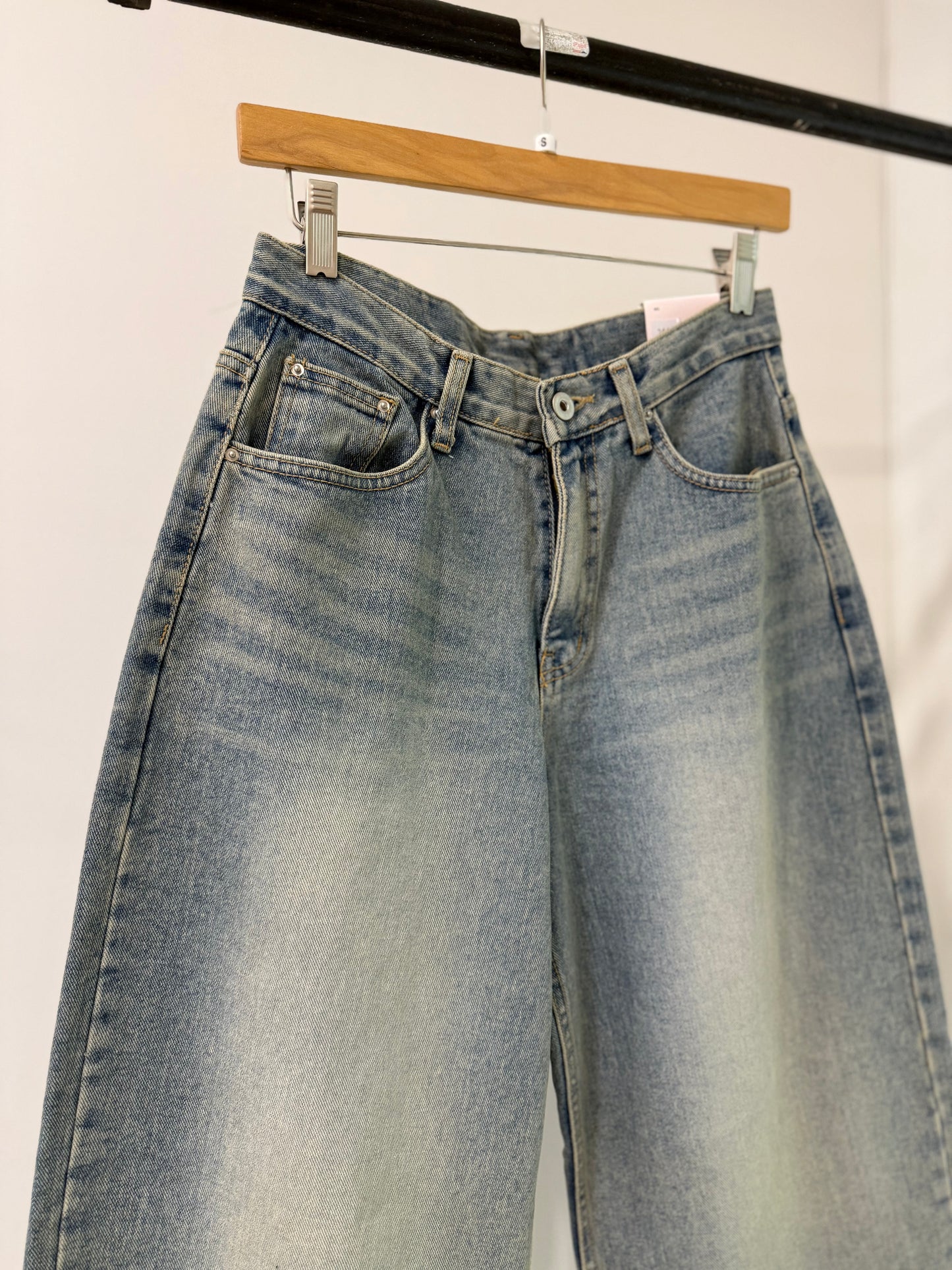 FORTY Acid washed baggy jeans