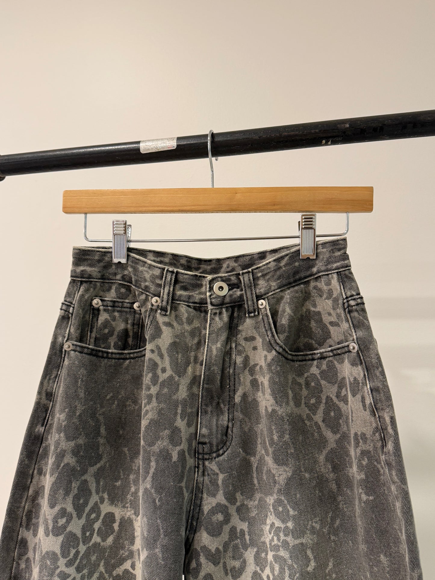 TOCUT Cheetah printed jeans