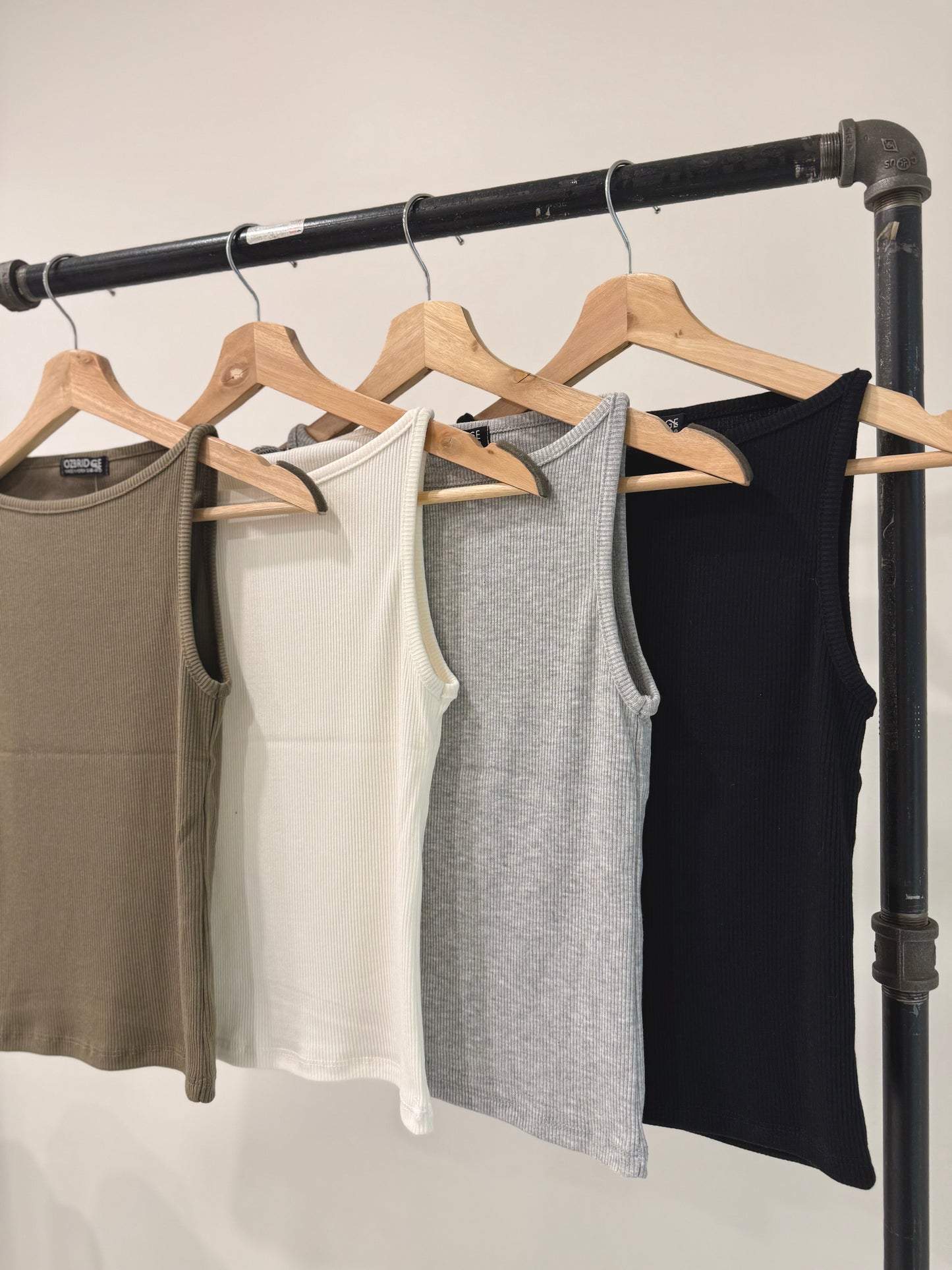 NOKA Boatneck tanktop