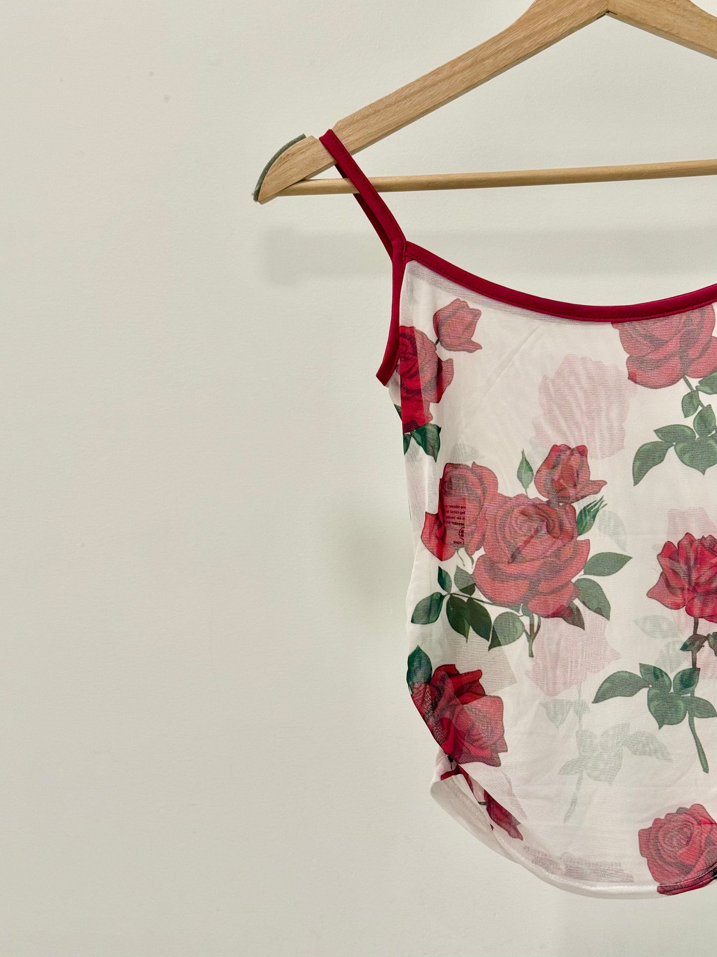 VALERIA Rosy mesh top