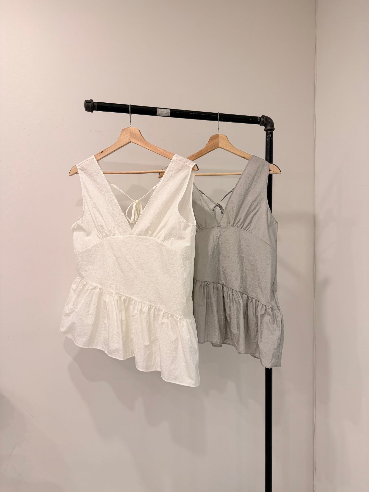 CREET Metallic top